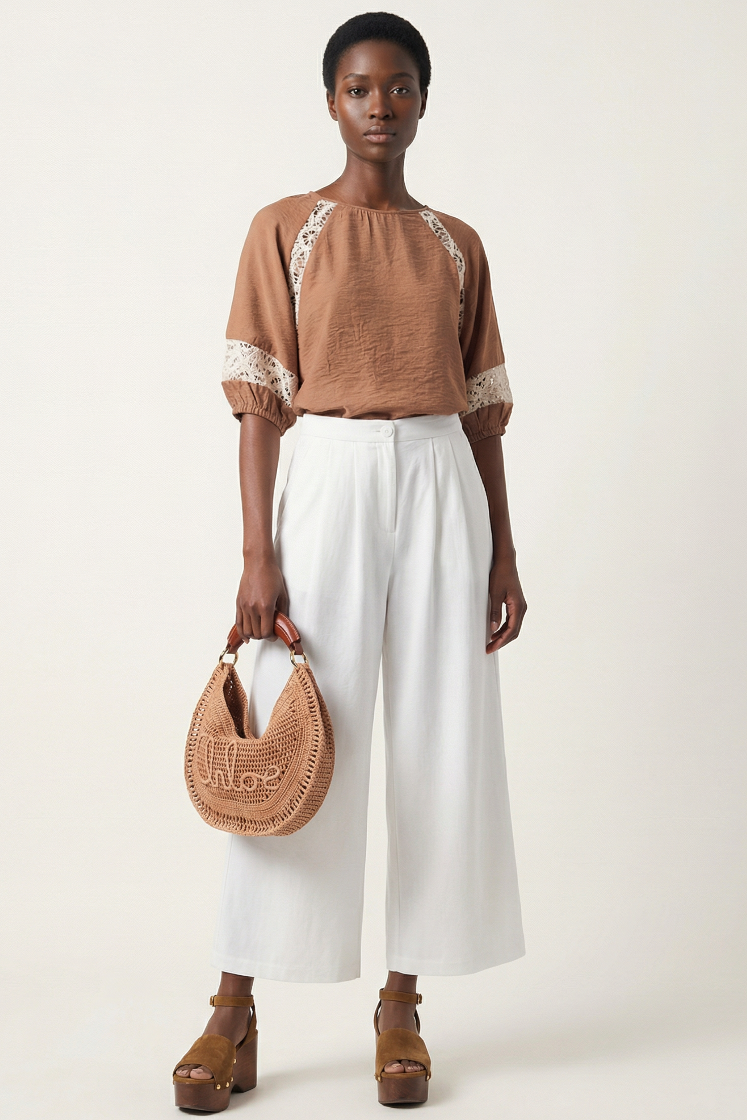 Camiseta marron bordado grogre en contraste Lolitas&L