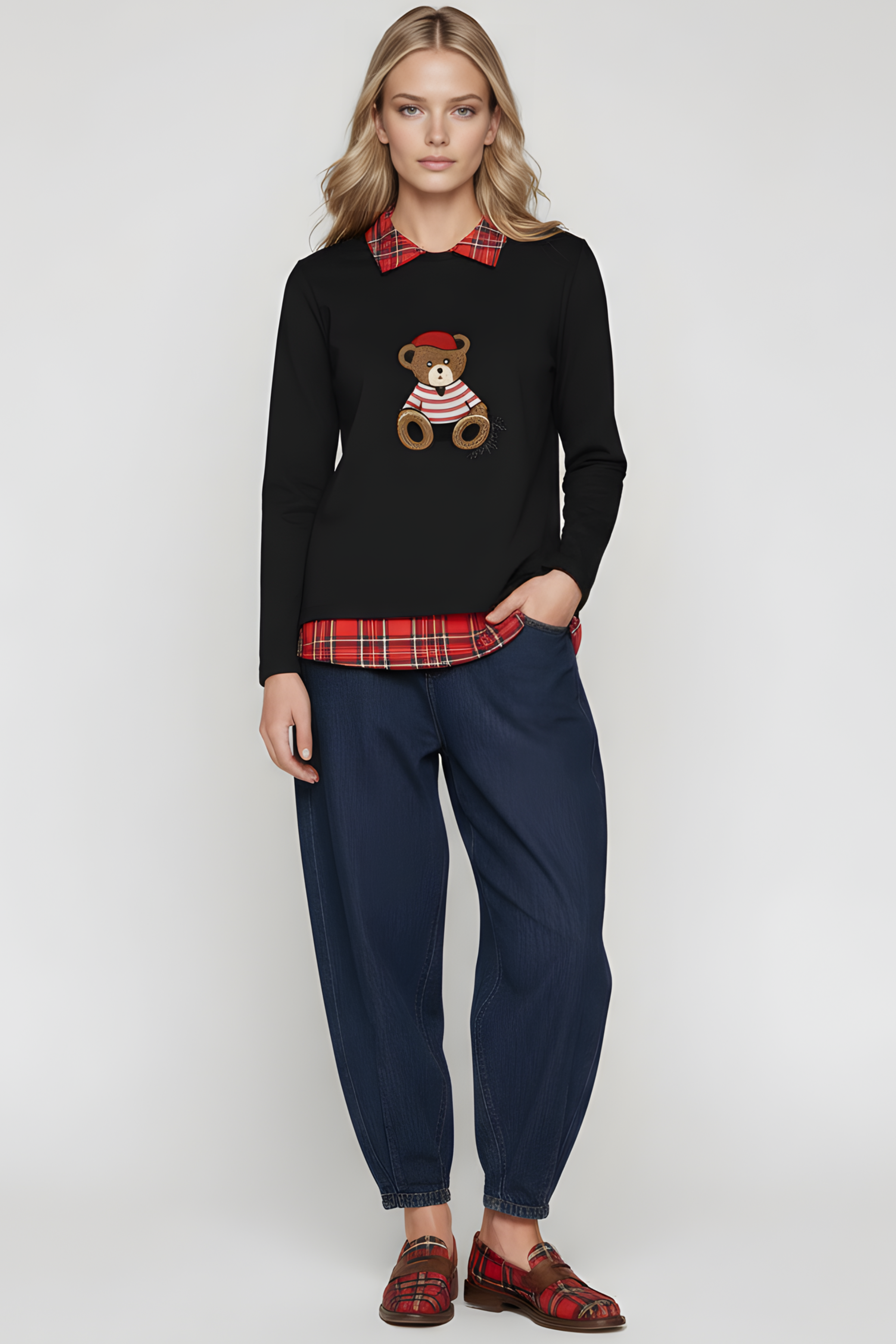 Camiseta negra con cuadro escoces verde y bordado osito Lolitas&L