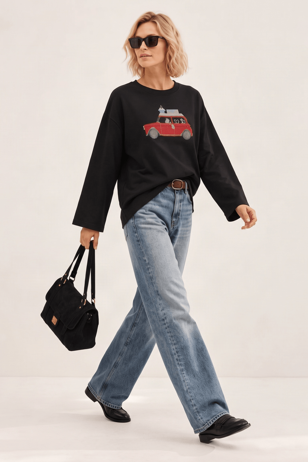 Camiseta Negra de Manga Larga con Bordado de Coche en Punto de Cruz – Lolitas&L - lolitasyl.com