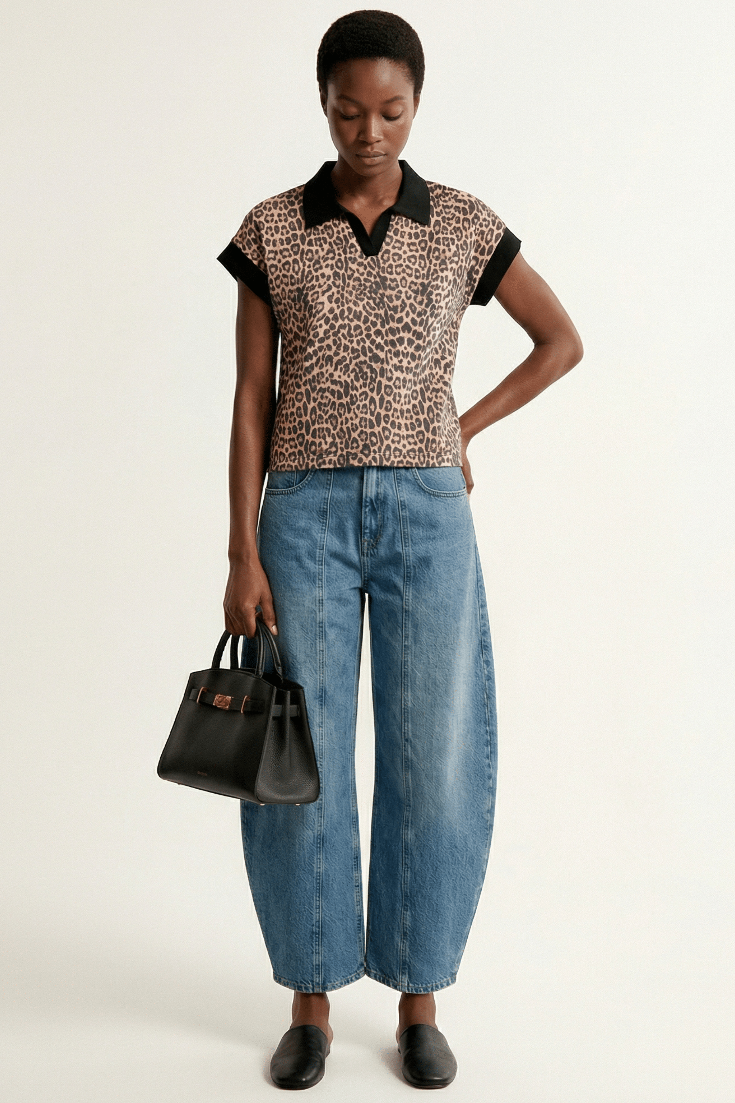 Camiseta negra estampado animal print escote polo Lolitas&L - lolitasyl.com