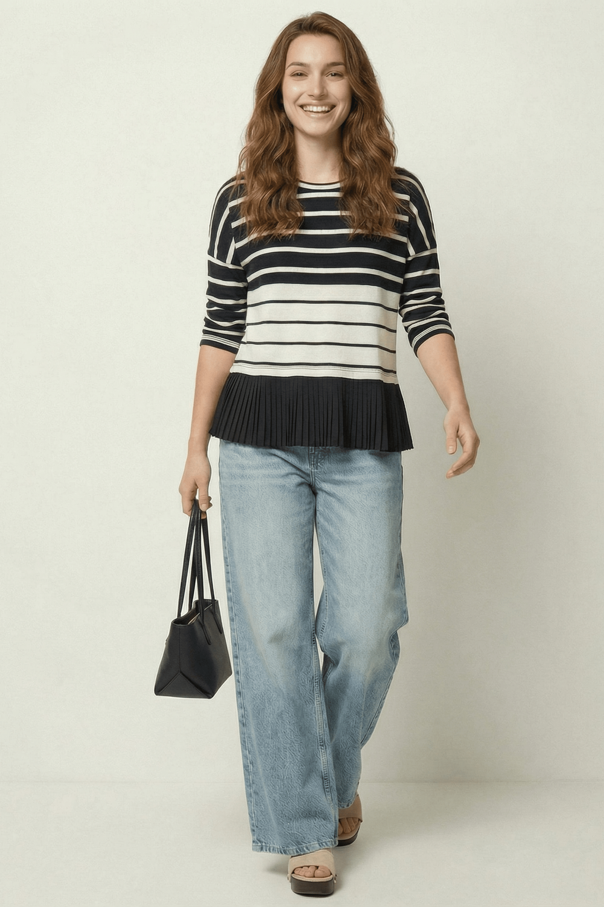 Camiseta negra y blanca multi rayas Lolitas&L - lolitasyl.com