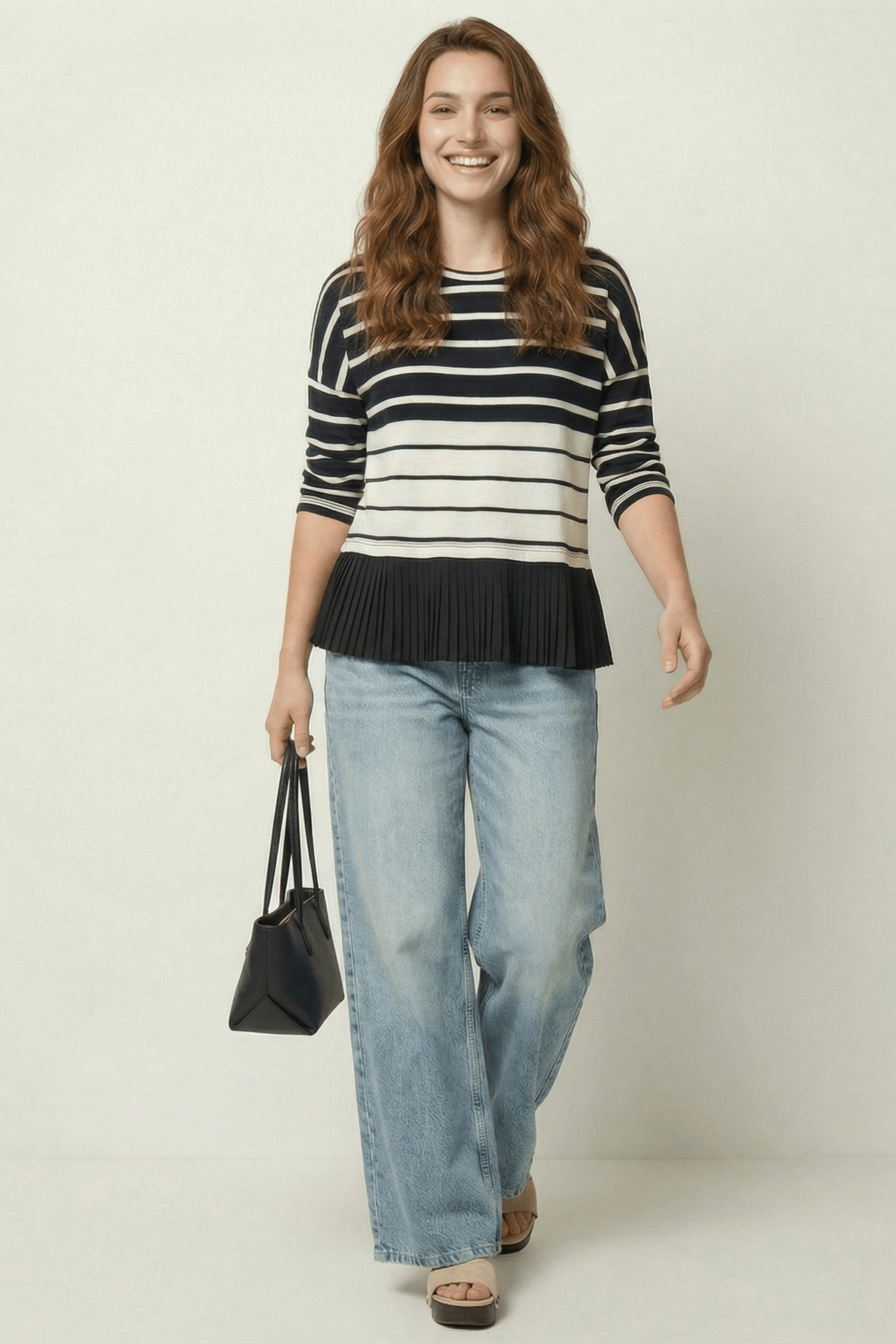 Camiseta negra y blanca multi rayas Lolitas&L - lolitasyl.com