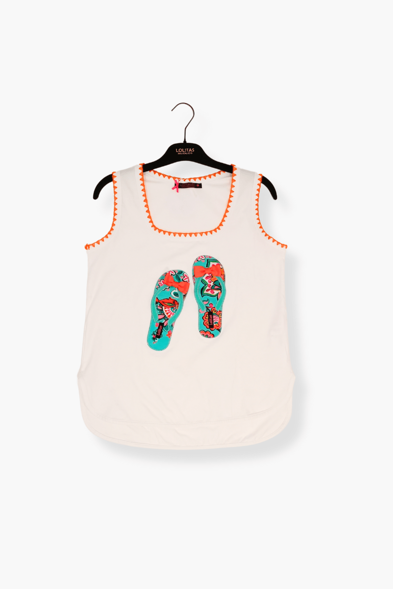 Camiseta Preloved blanca bordado sandalias Mandala Lolitas&L - lolitasyl.com