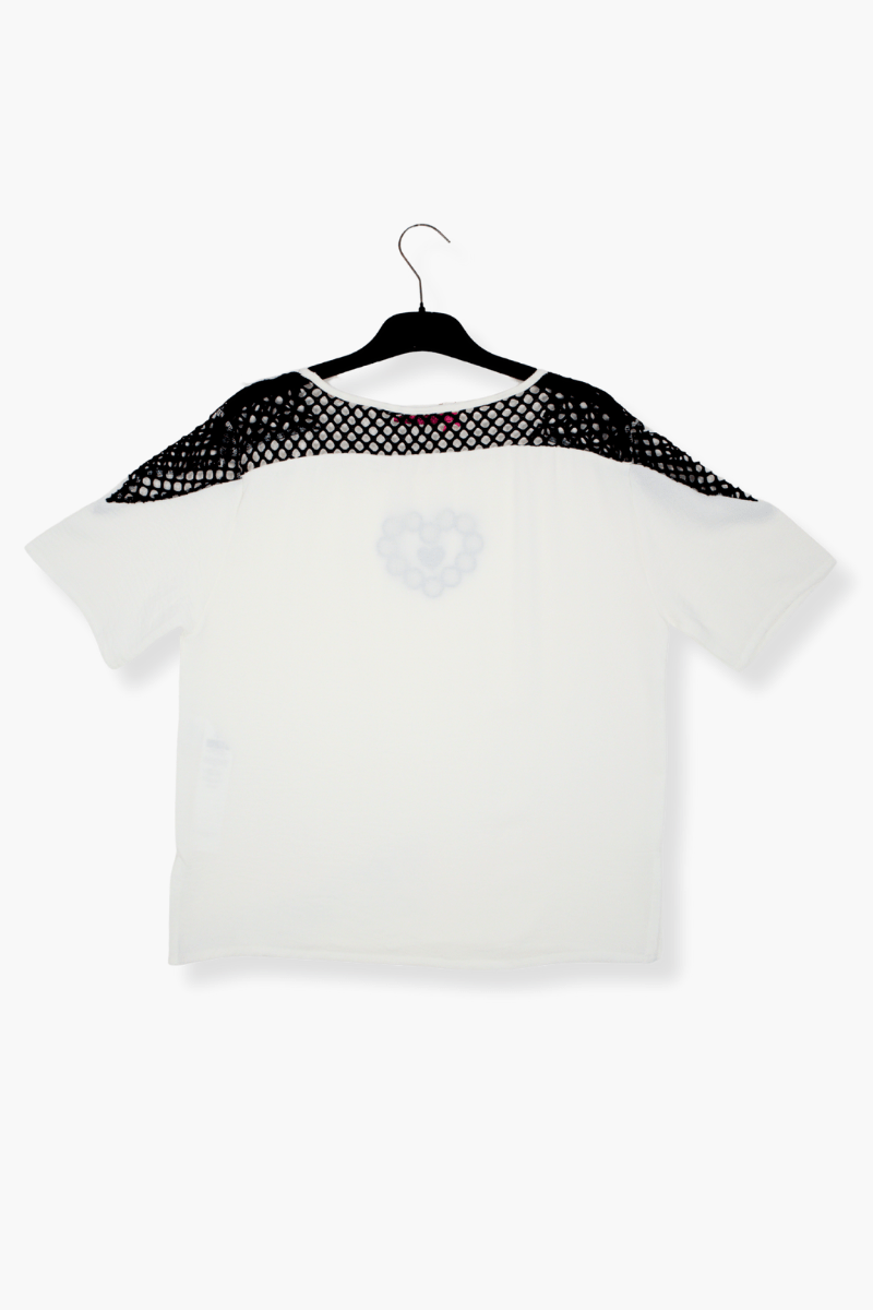Camiseta Preloved blanca corazon bordado con grogre contraste negro Lolitas&L - lolitasyl.com