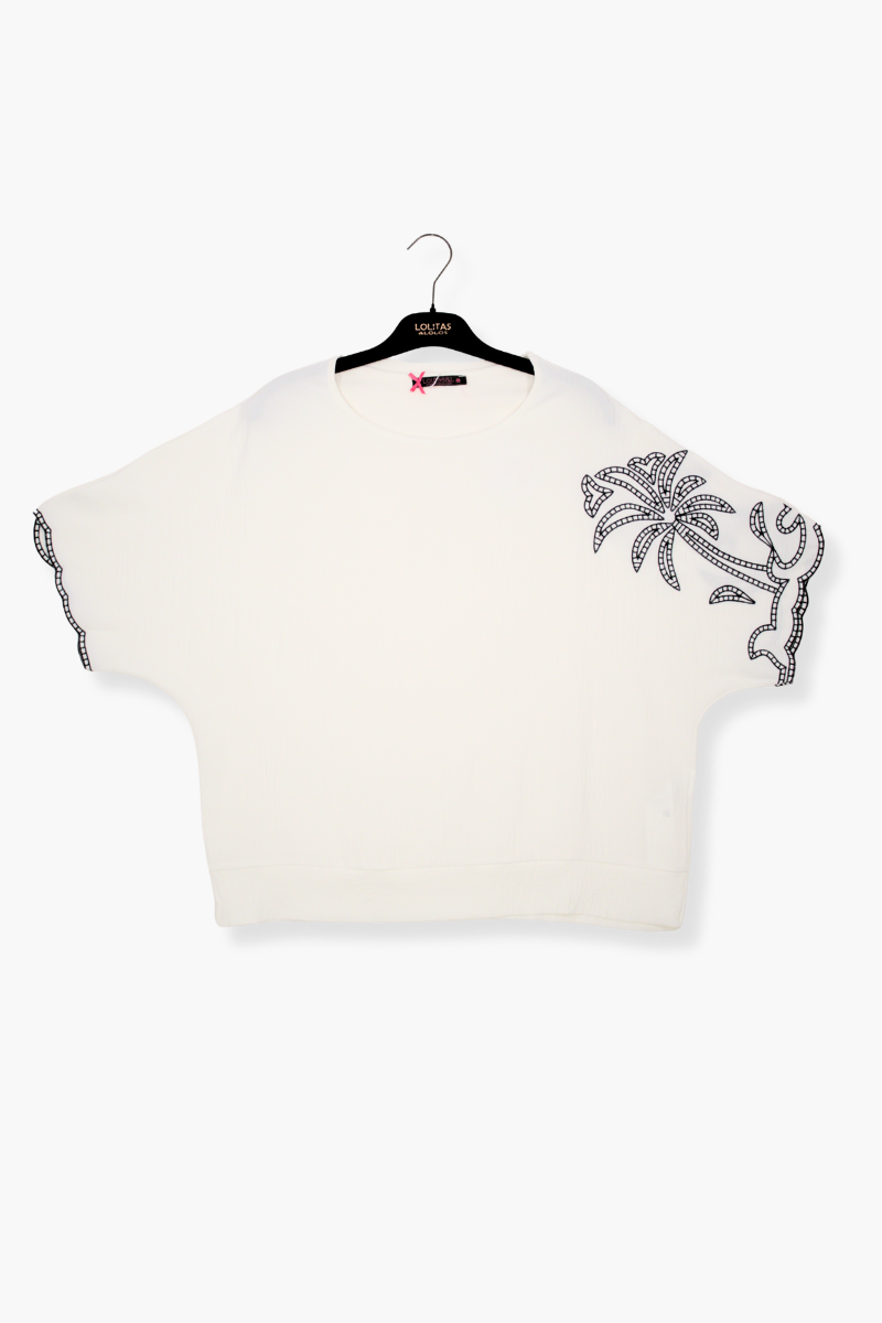 Camiseta Preloved blanca over manga bordada Lolitas&L