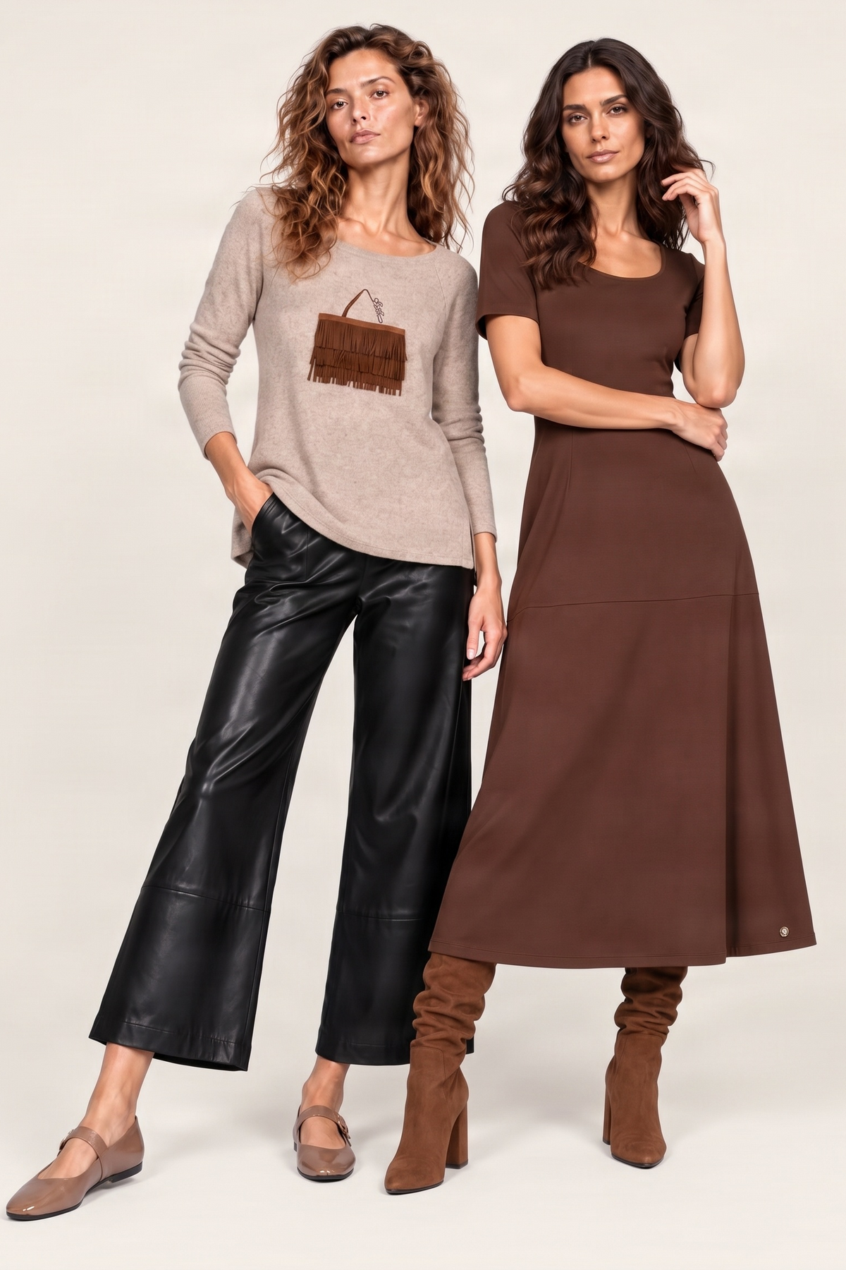 Camiseta de punto beige con bolsito de antelina flecos Lolitas&L