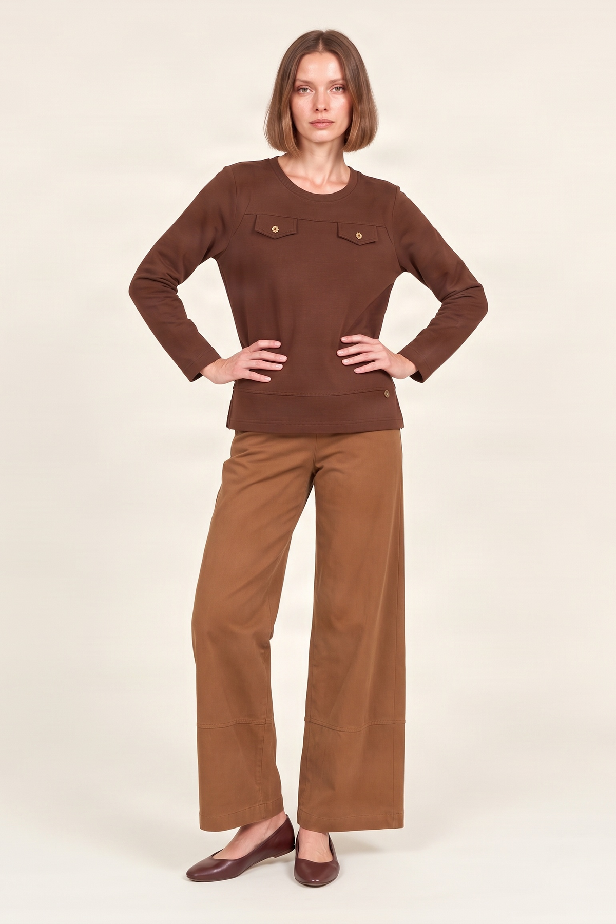 Camiseta de punto marron con botones dorados Lolitas&L