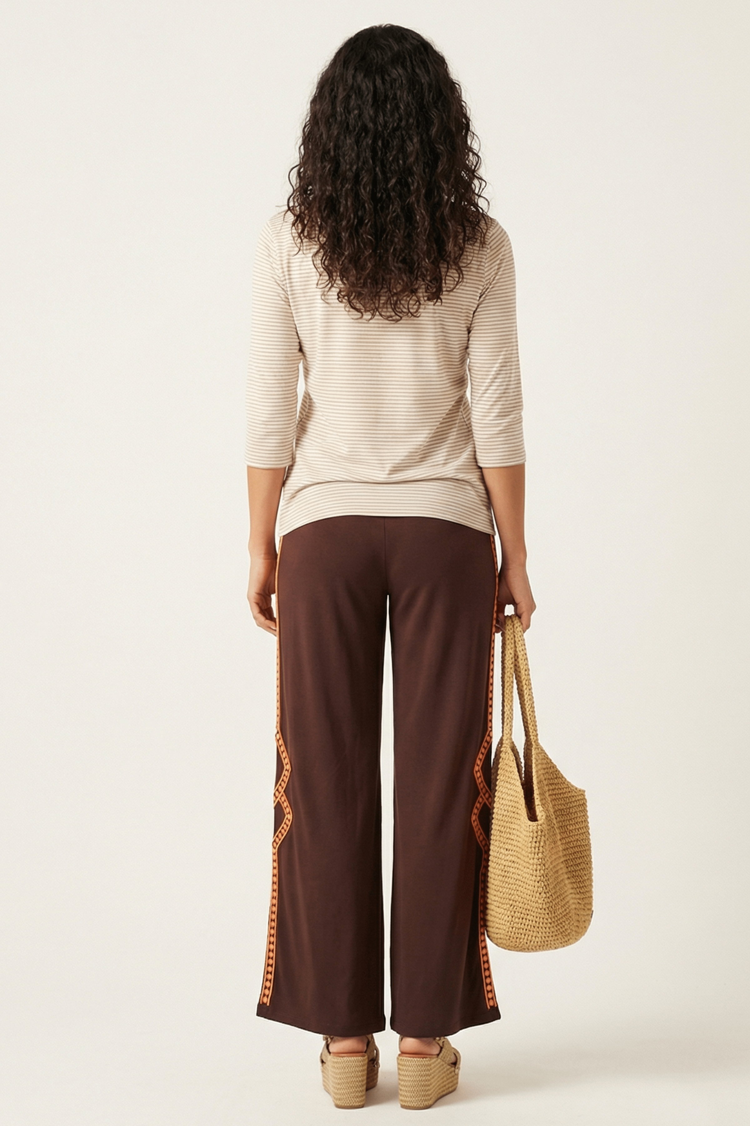 Camiseta rayas beige detalle perlas en delantero Lolitas&L - lolitasyl.com