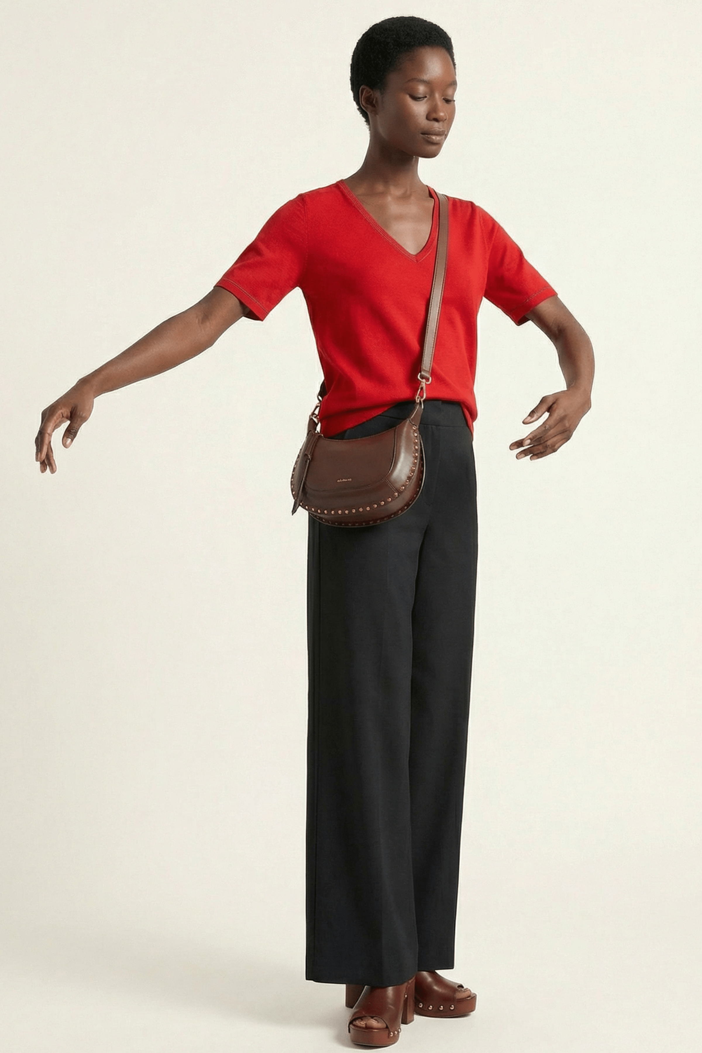 Camiseta roja escote en uve con strass Lolitas&L - lolitasyl.com