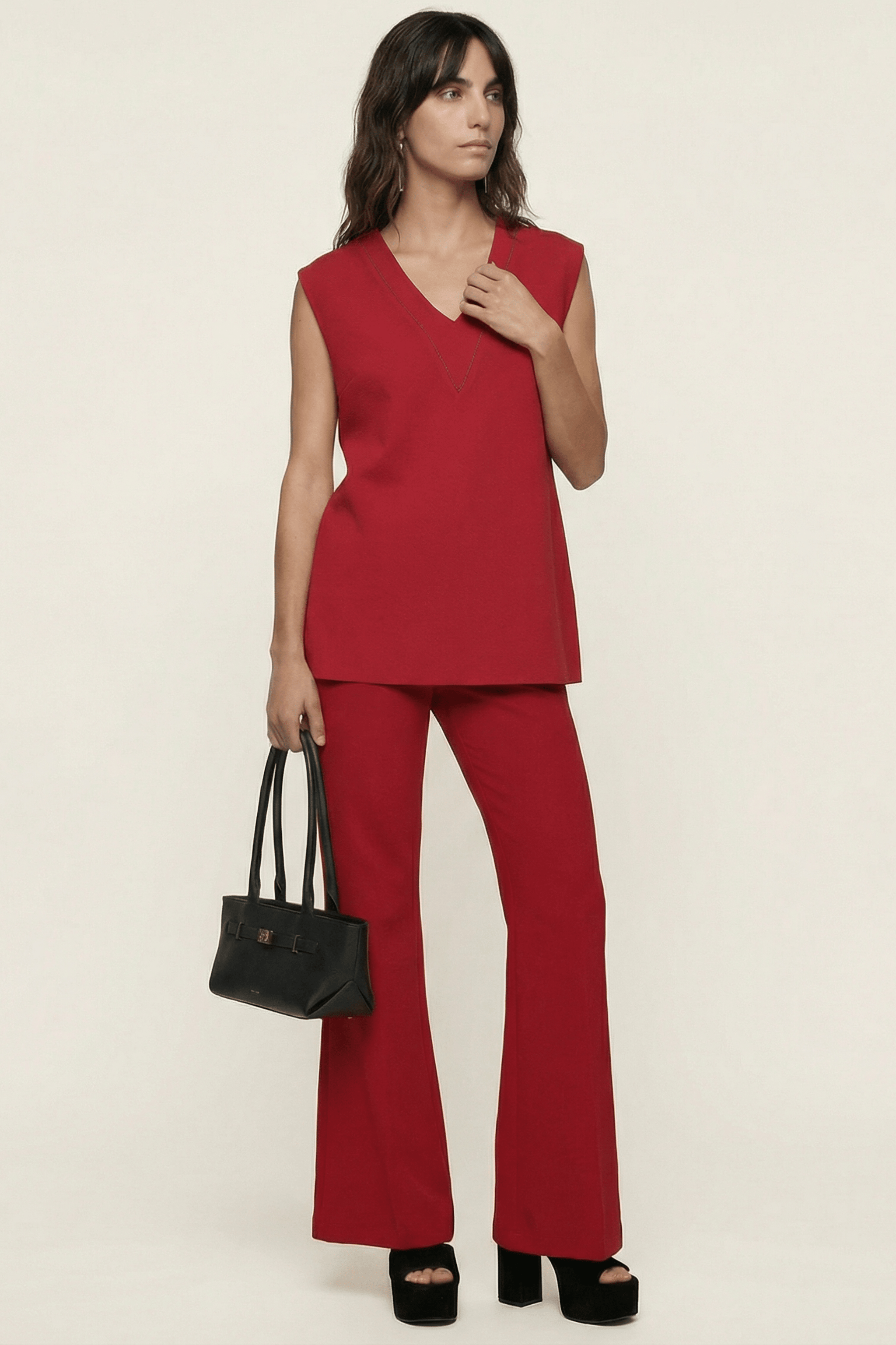 Camiseta roja escote uve sin mangas Lolitas&L - lolitasyl.com