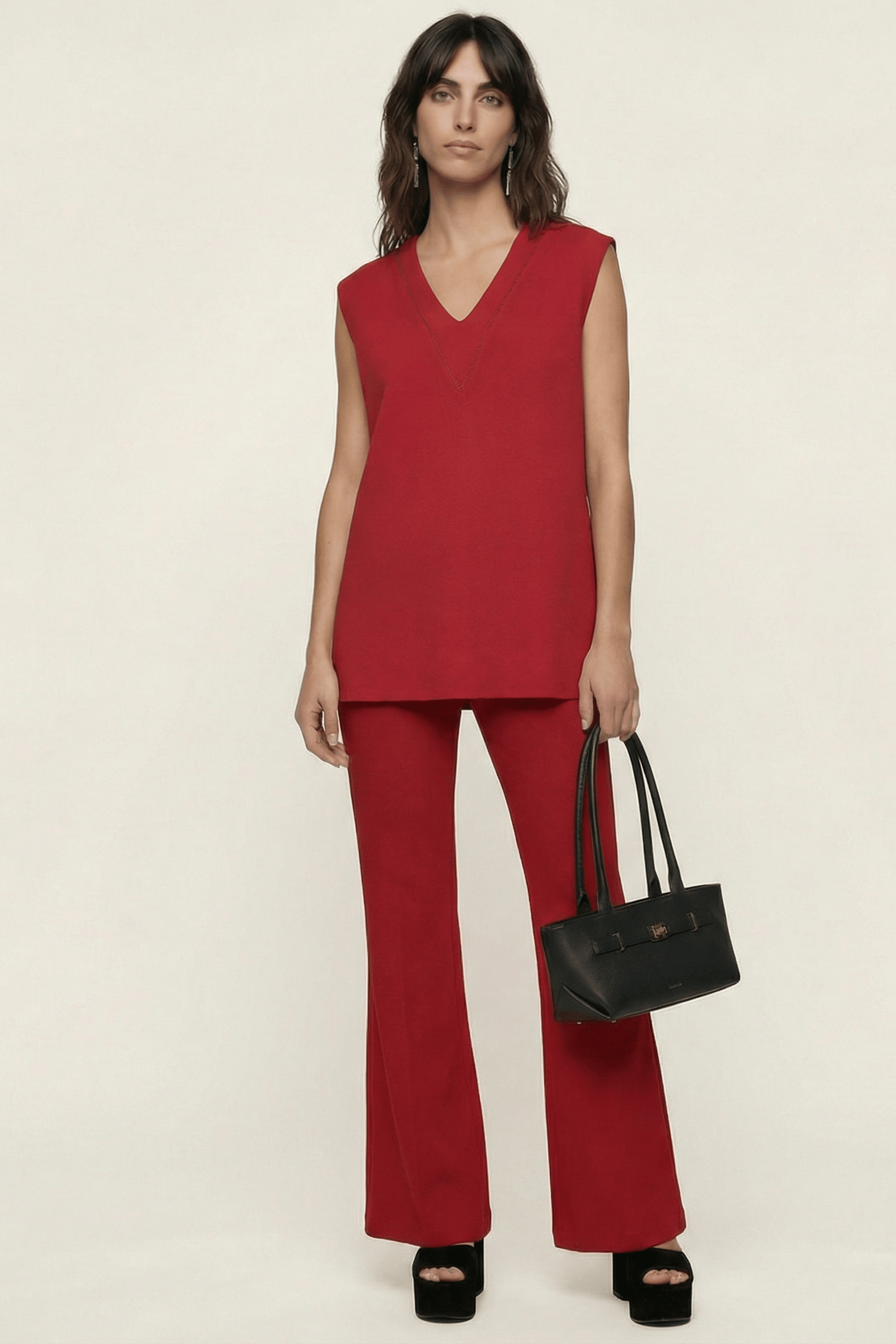 Camiseta roja escote uve sin mangas Lolitas&L - lolitasyl.com