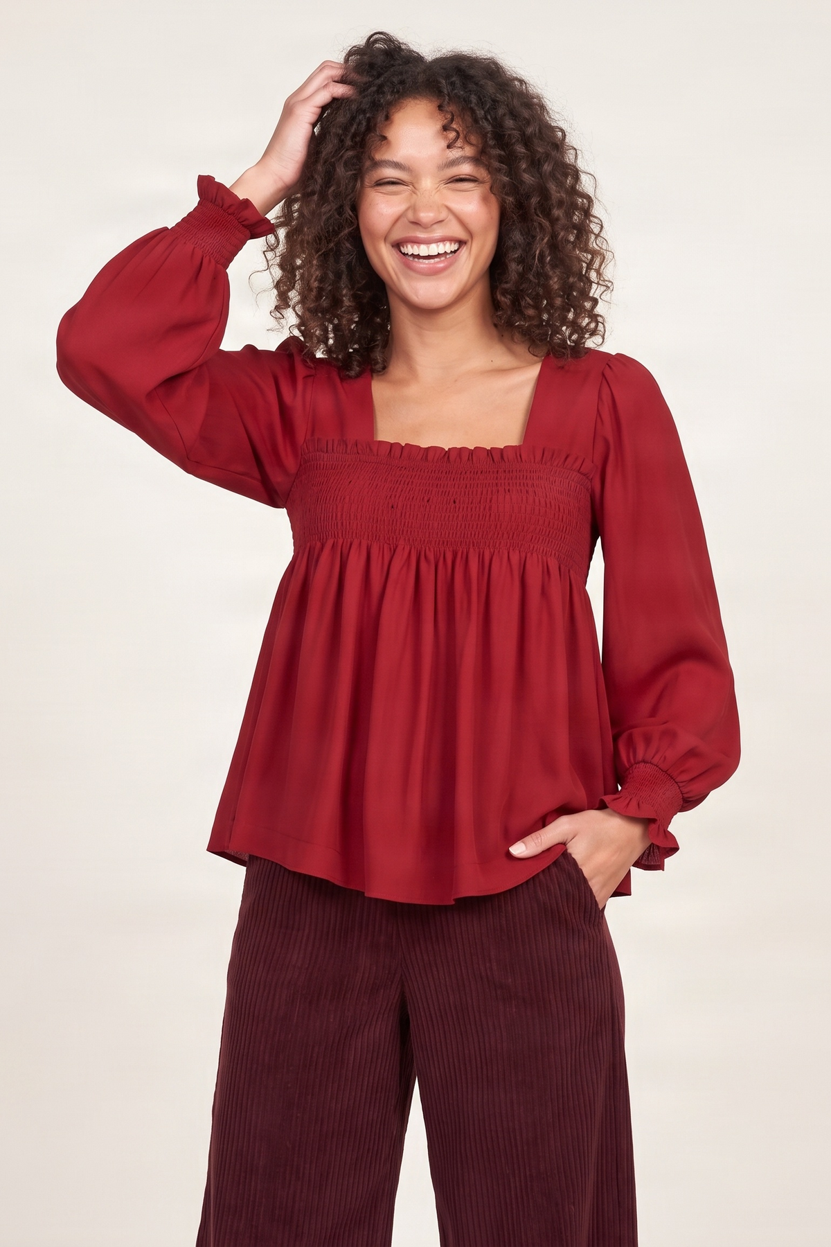 Camiseta roja pecho nido de abjeja Lolitas&L