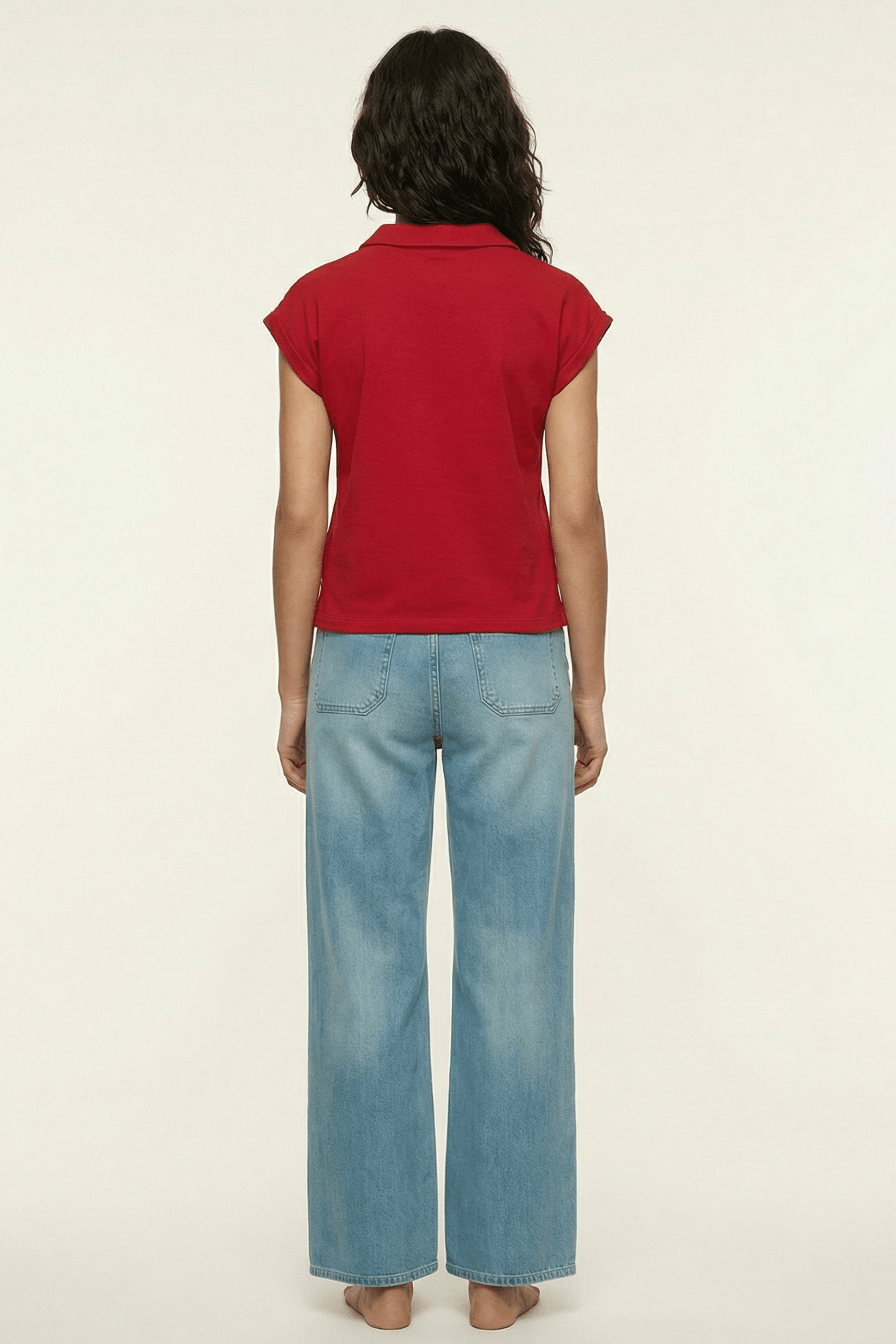 Camiseta roja polo con bordado mandala en contraste Lolitas&L - lolitasyl.com