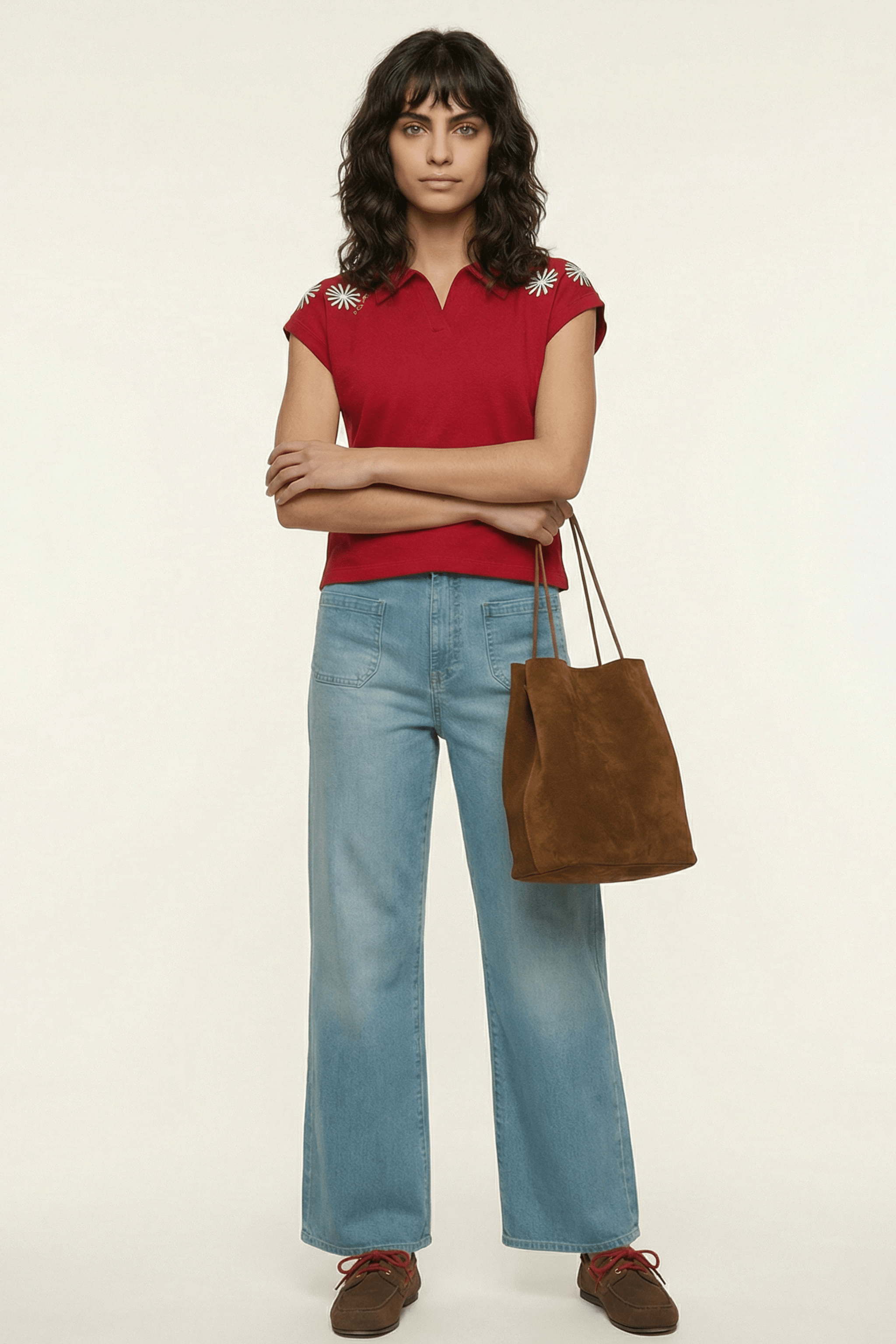 Camiseta roja polo con bordado mandala en contraste Lolitas&L - lolitasyl.com