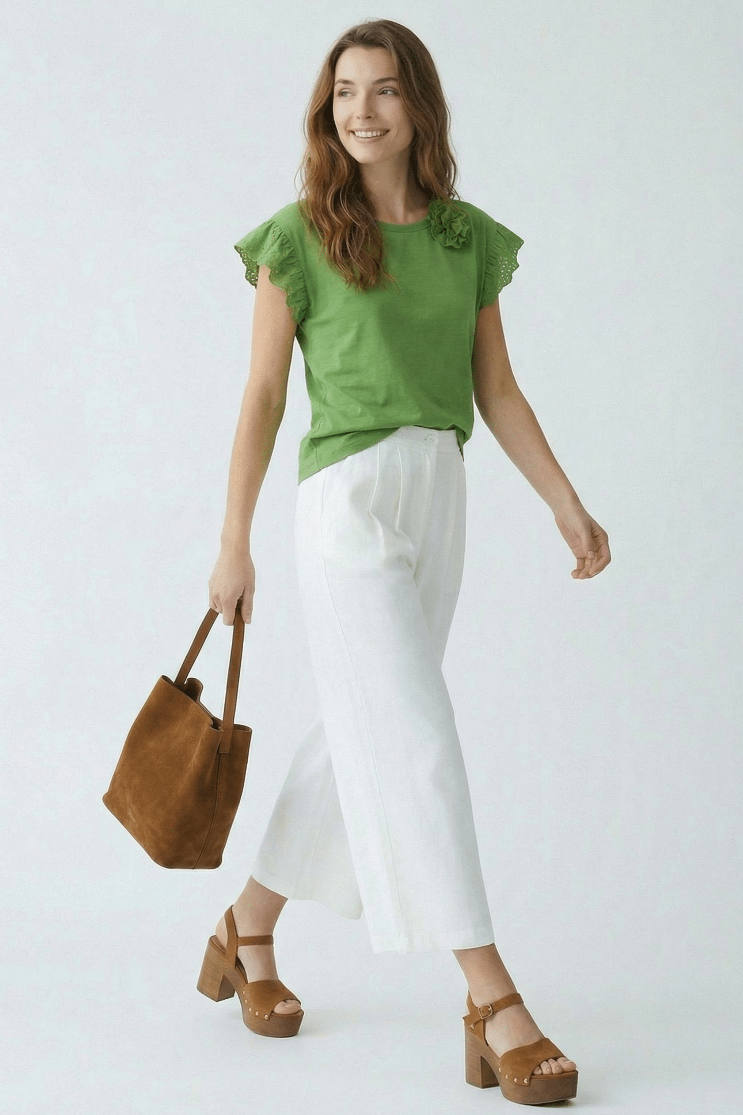 Camiseta verde con volante en bordado ingles y flor Lolitas&L - lolitasyl.com