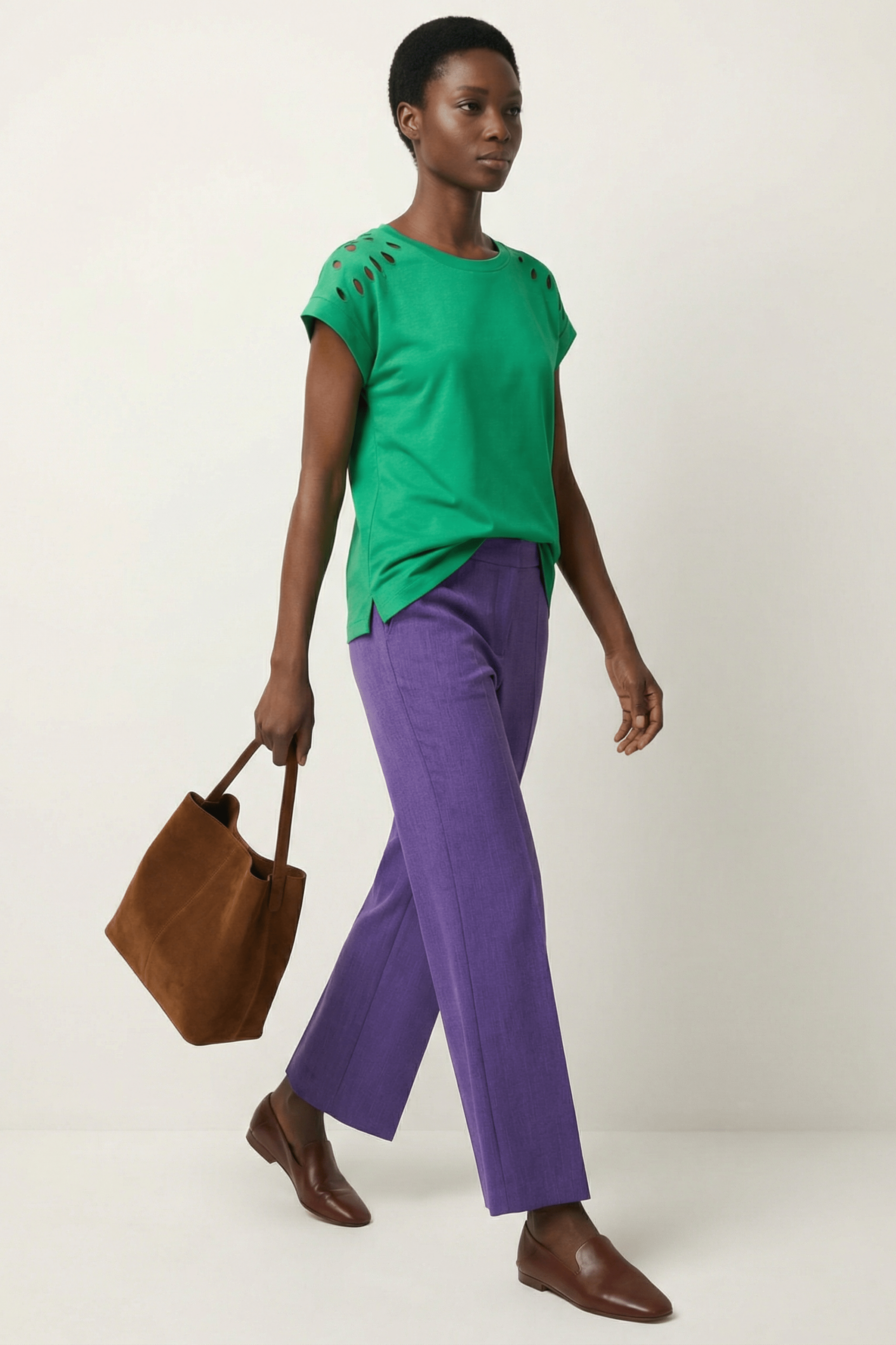 Camiseta verde hombro bordado calado en contraste Lolitas&L - lolitasyl.com