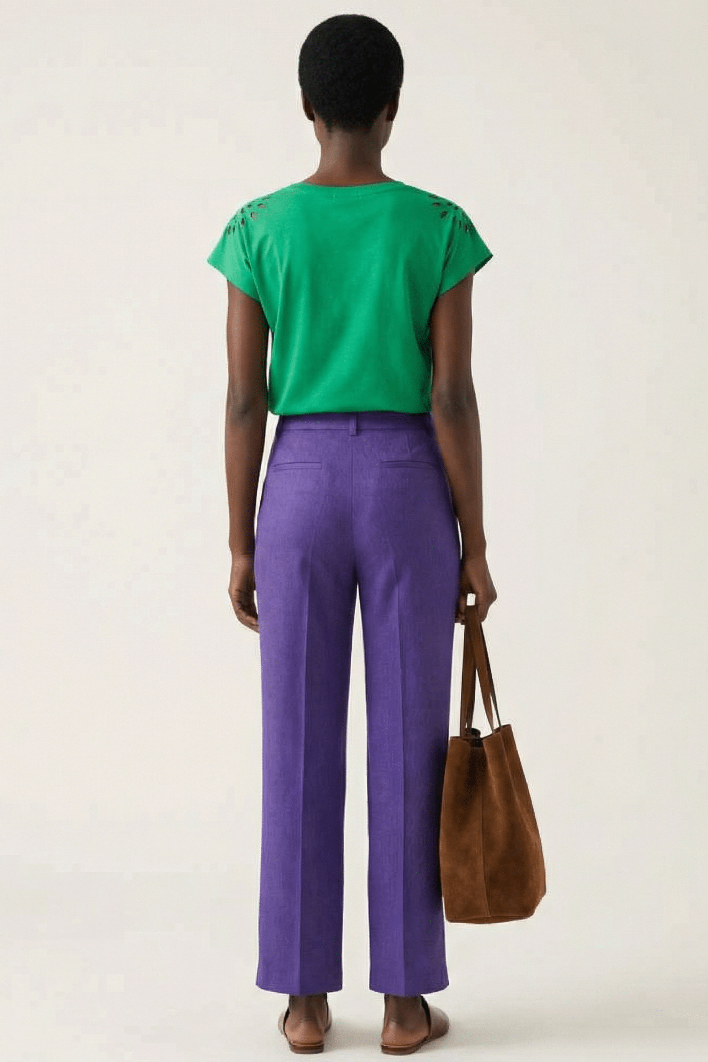 Camiseta verde hombro bordado calado en contraste Lolitas&L - lolitasyl.com