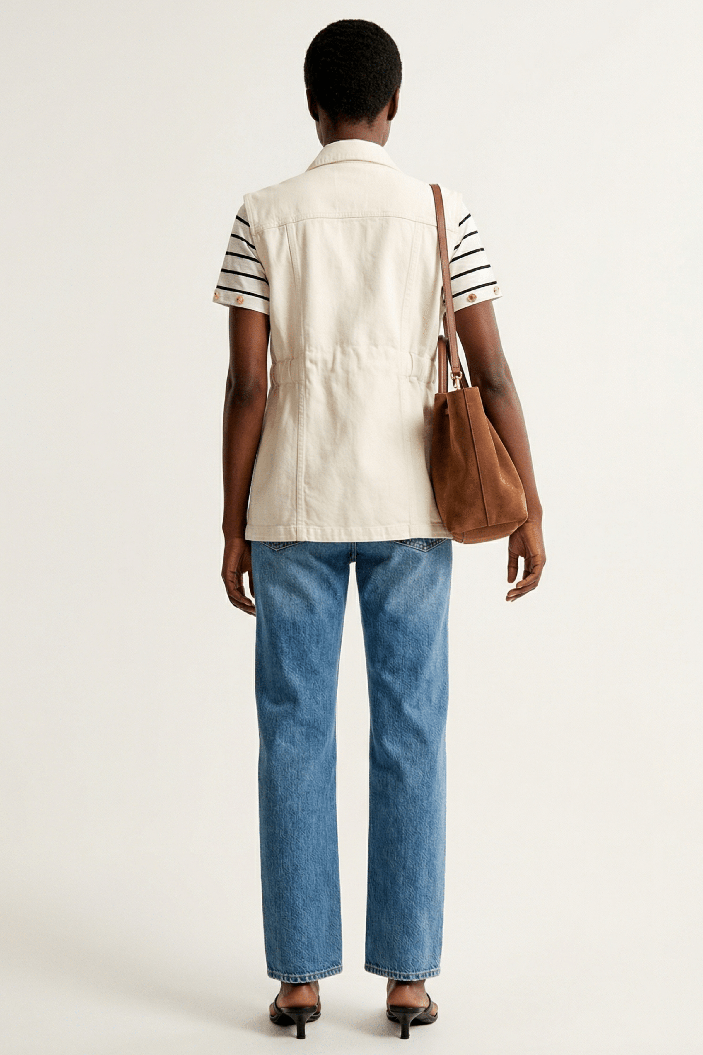 Cazadora vaquera crema sin mangas con bolsillos Lolitas&L - lolitasyl.com