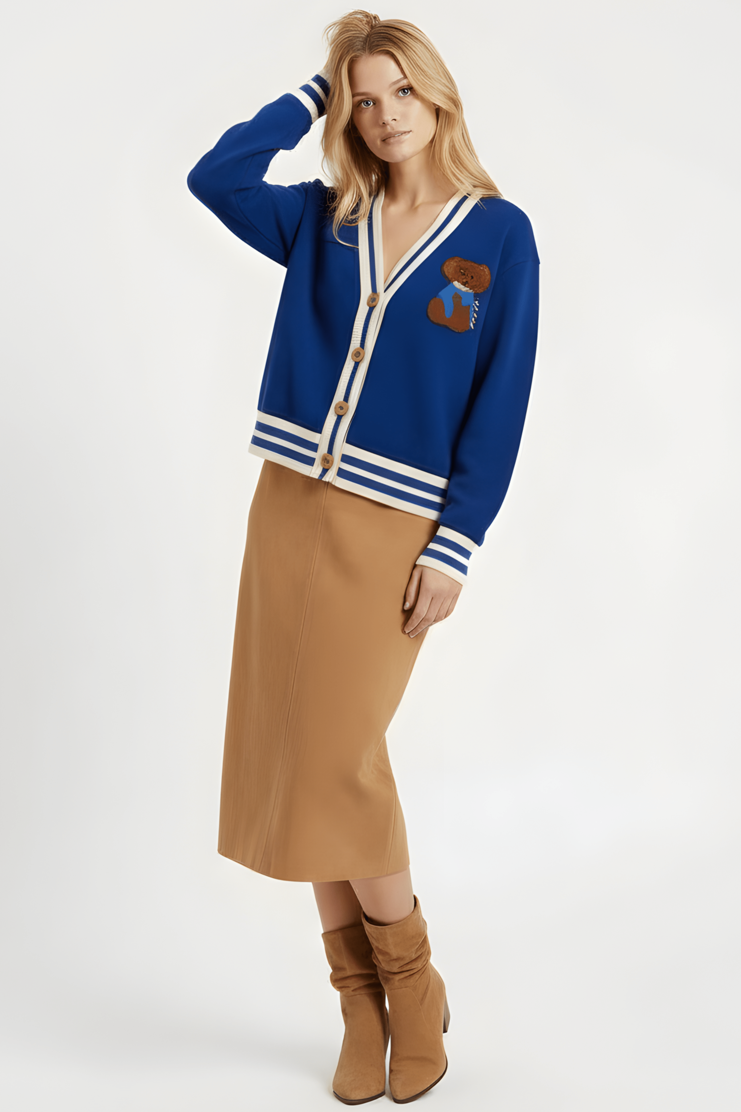 Chaqueta azul punto con elasticos y bordado Lolitas&L - lolitasyl.com