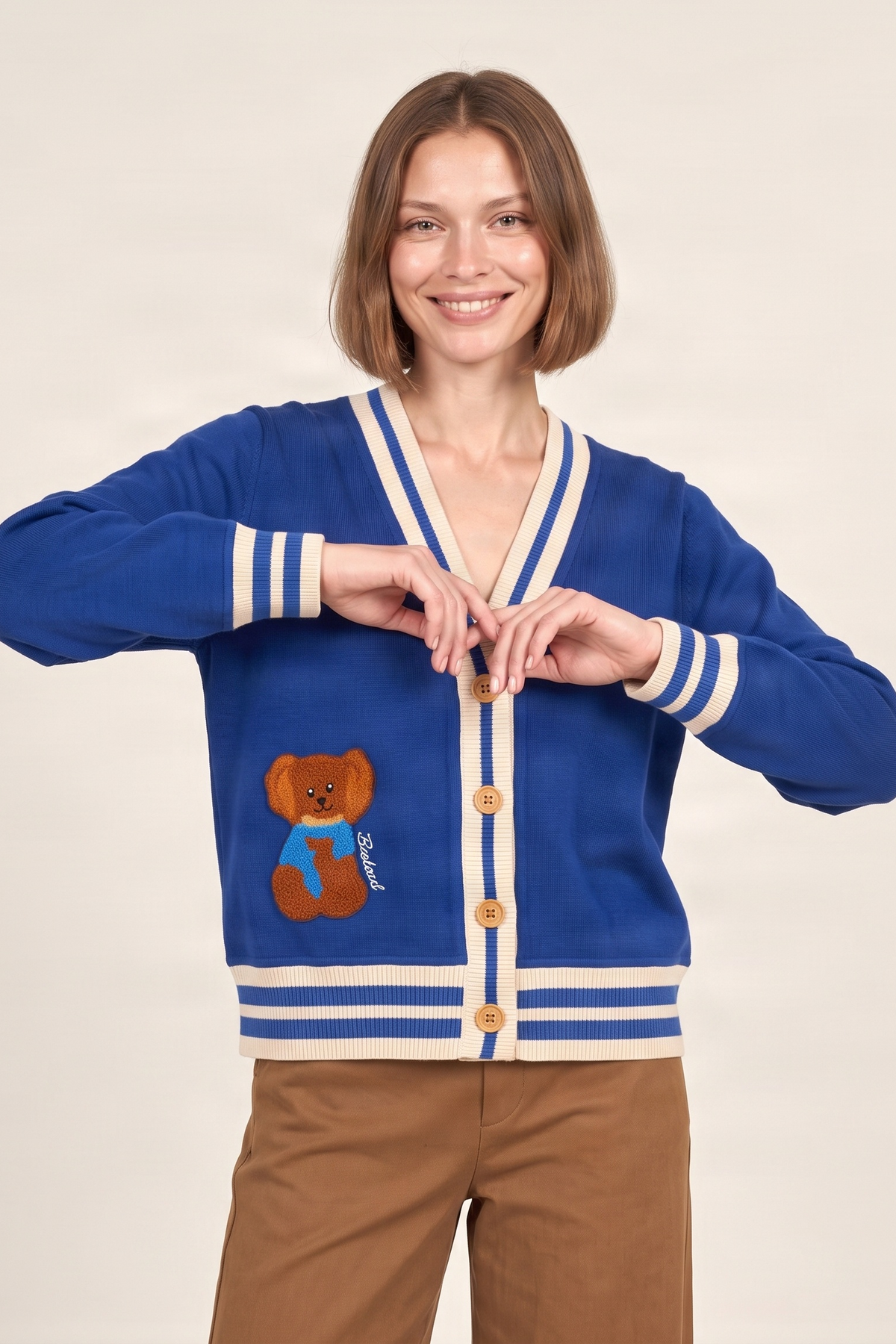 Chaqueta azul punto con elasticos y bordado Lolitas&L