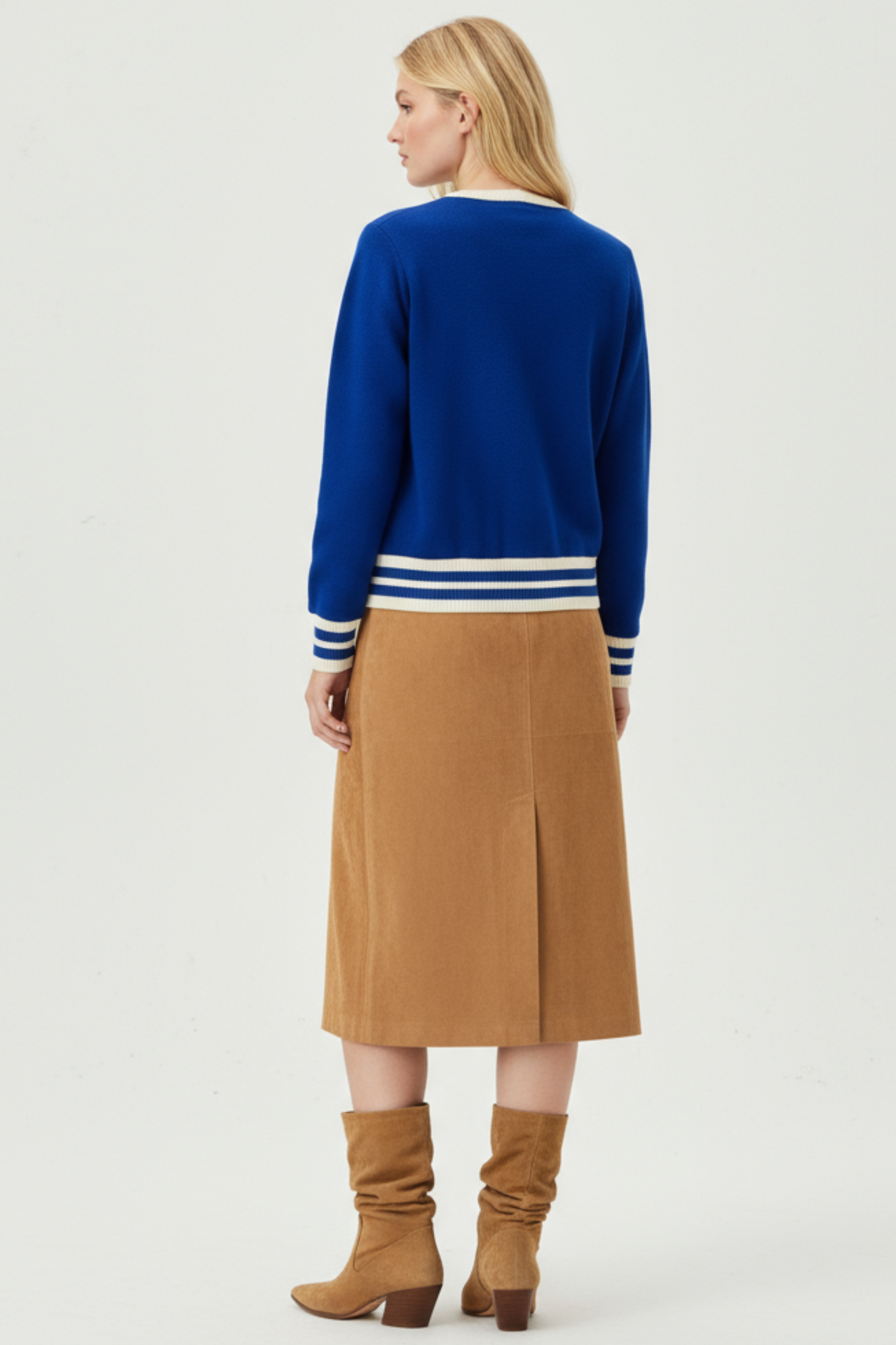 Chaqueta azul punto con elasticos y bordado Lolitas&L