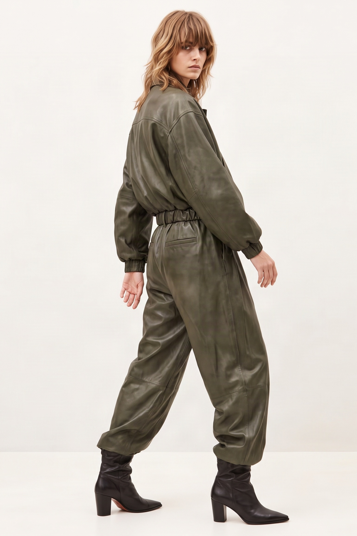 Chaqueta Bomber Drapeada Verde Militar en Similpiel – Lolitas&L
