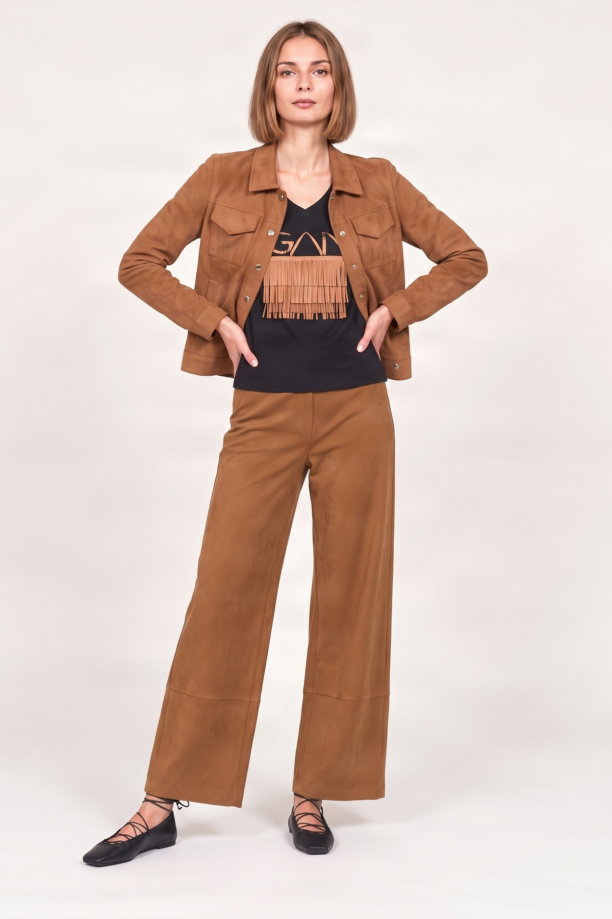 Chaqueta camel antelina con automaticos Lolitas&L
