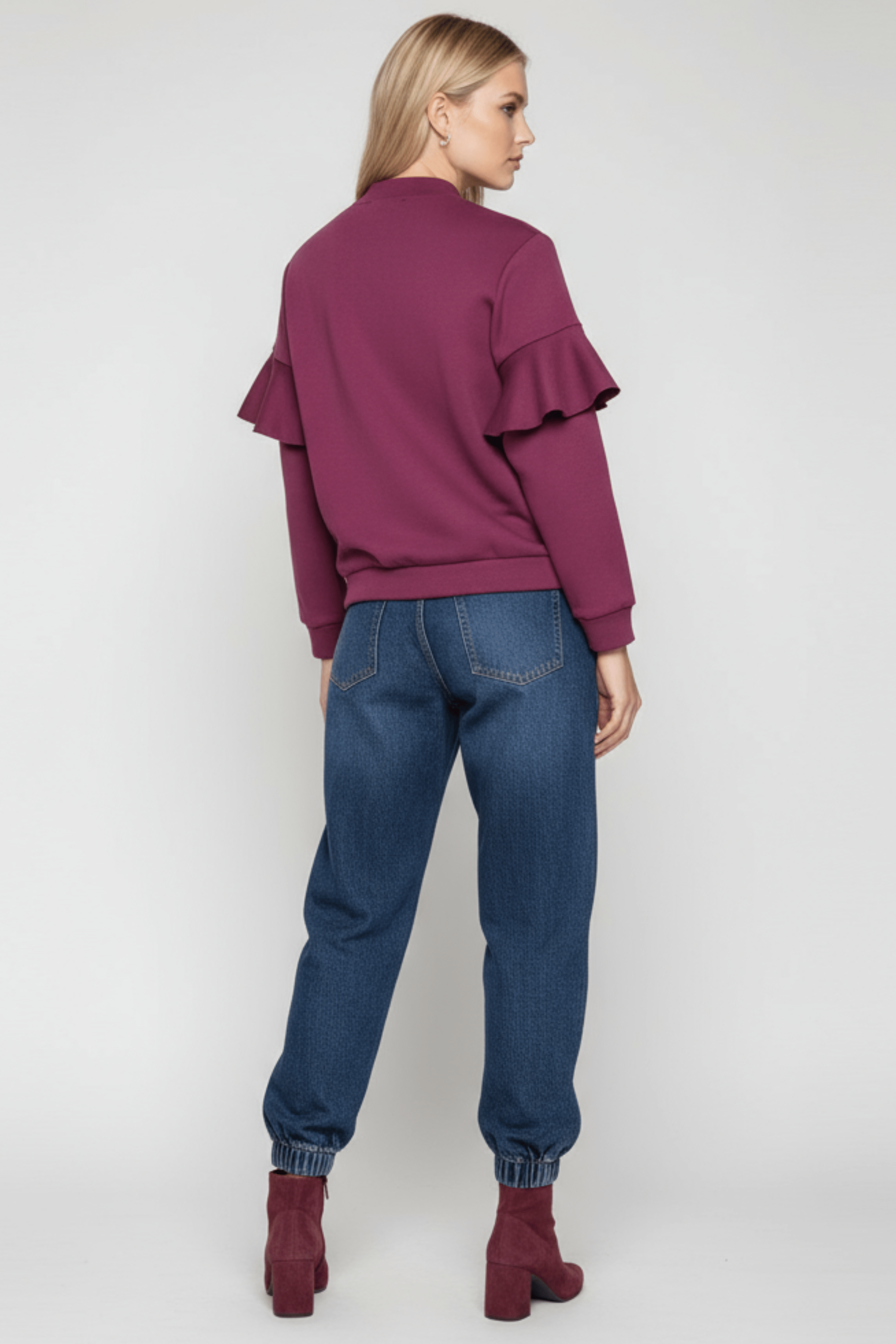 Chaqueta cereza con cremallera y volantes Lolitas&L - lolitasyl.com