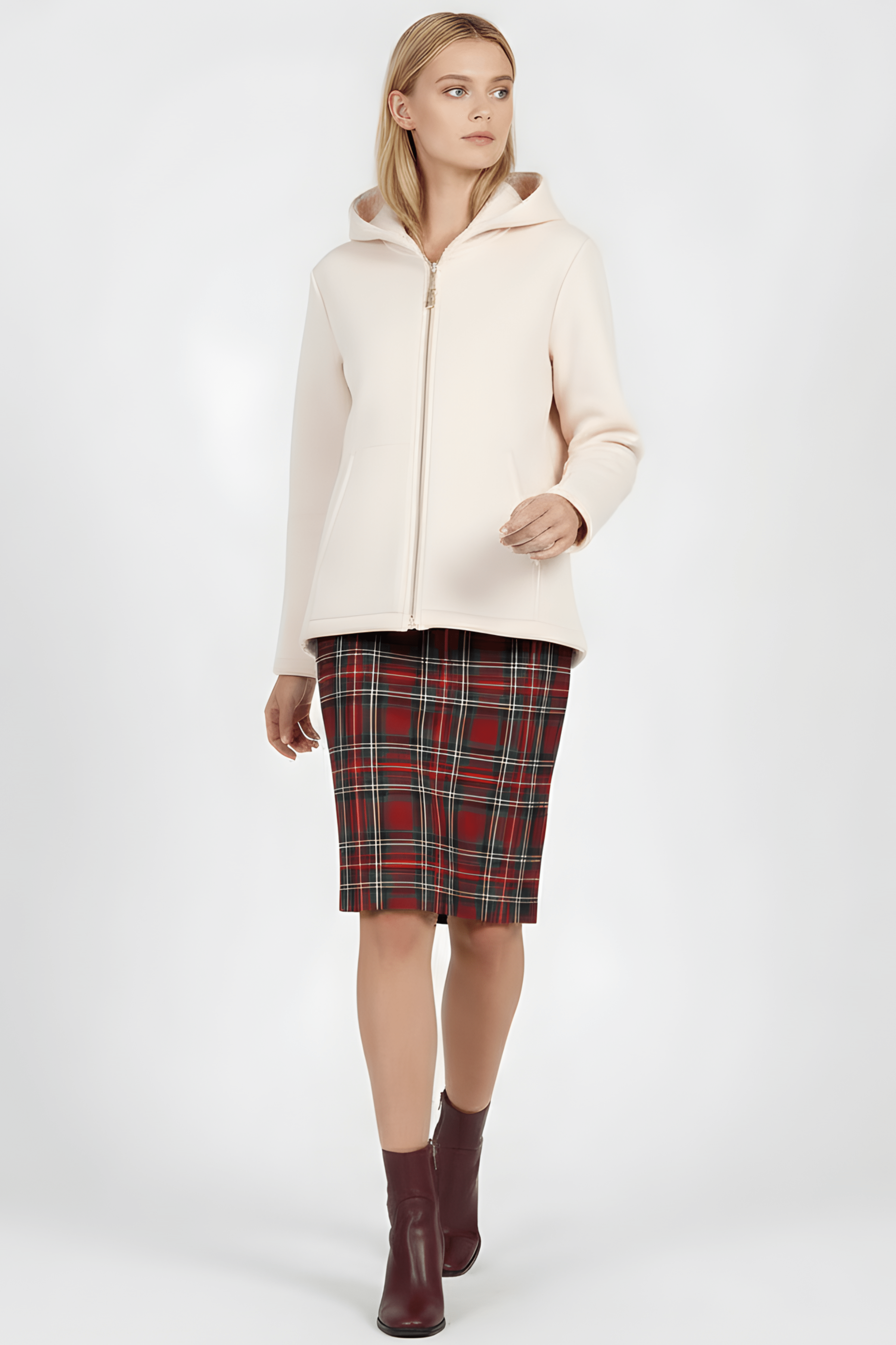 Chaqueta crema capucha con cremallera y manga larga Lolitas&L - lolitasyl.com