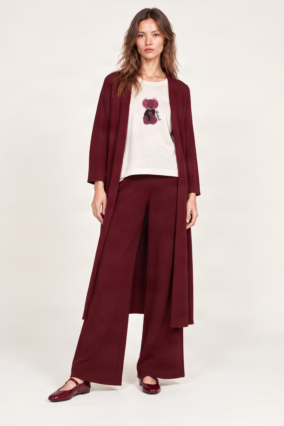 Chaqueta granate larga de punto jaquard Lolitas&L