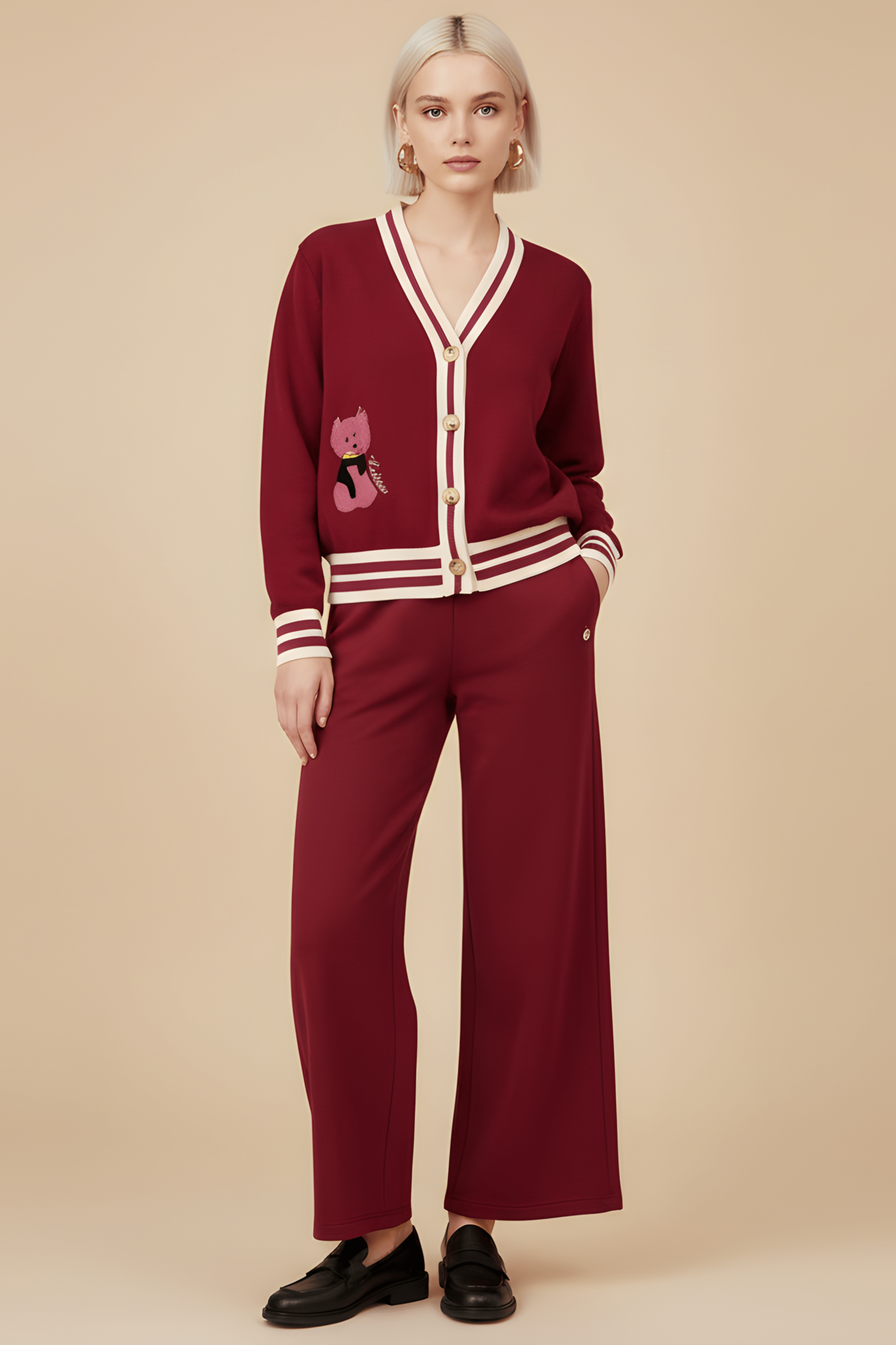 Chaqueta granate punto con elasticos y bordado Lolitas&L - lolitasyl.com