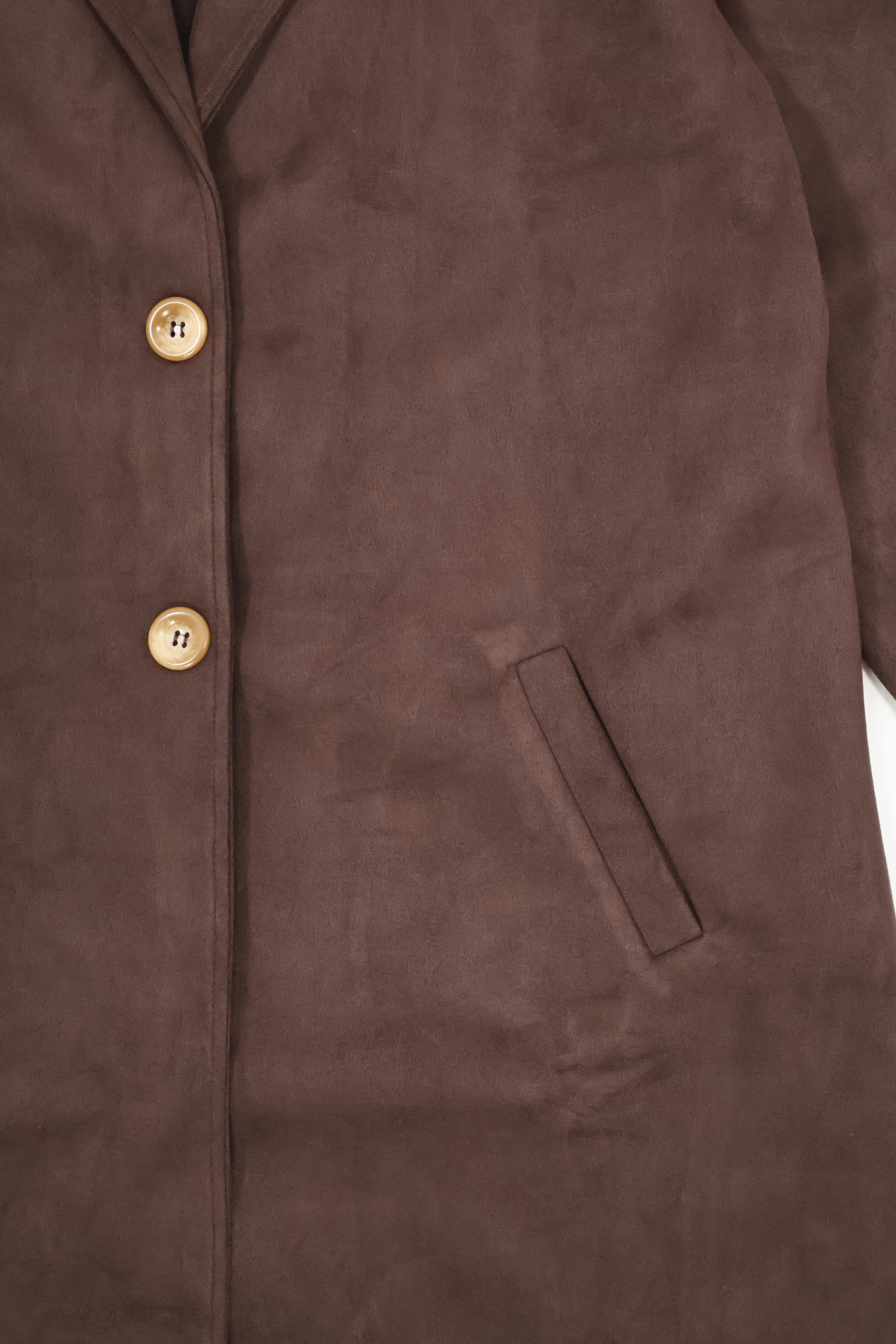 Chaqueta marron larga de antelina abotonada Lolitas&L - lolitasyl.com