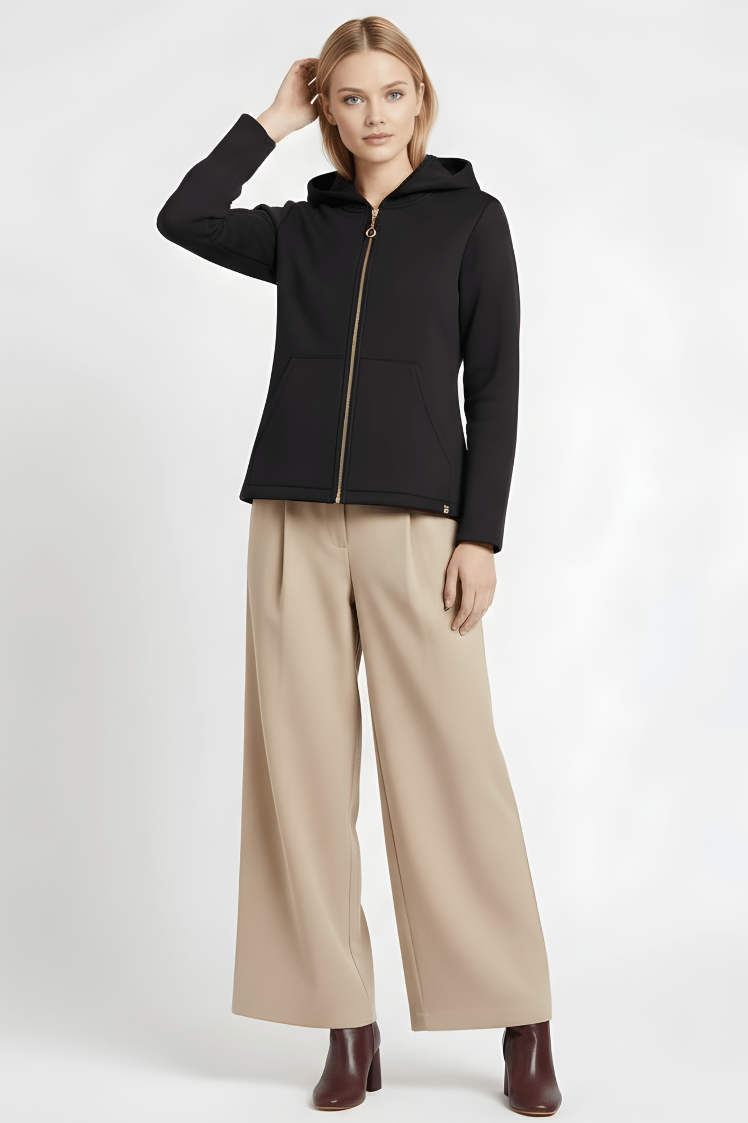 Chaqueta negra capucha con cremallera y manga larga Lolitas&L - lolitasyl.com