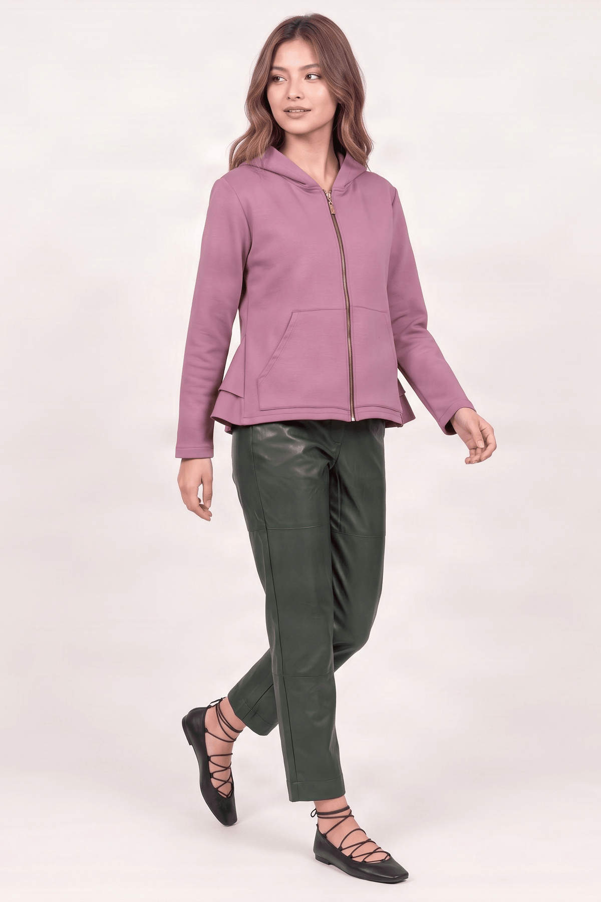 Chaqueta rosa capucha con cremallera y manga larga Lolitas&L - lolitasyl.com