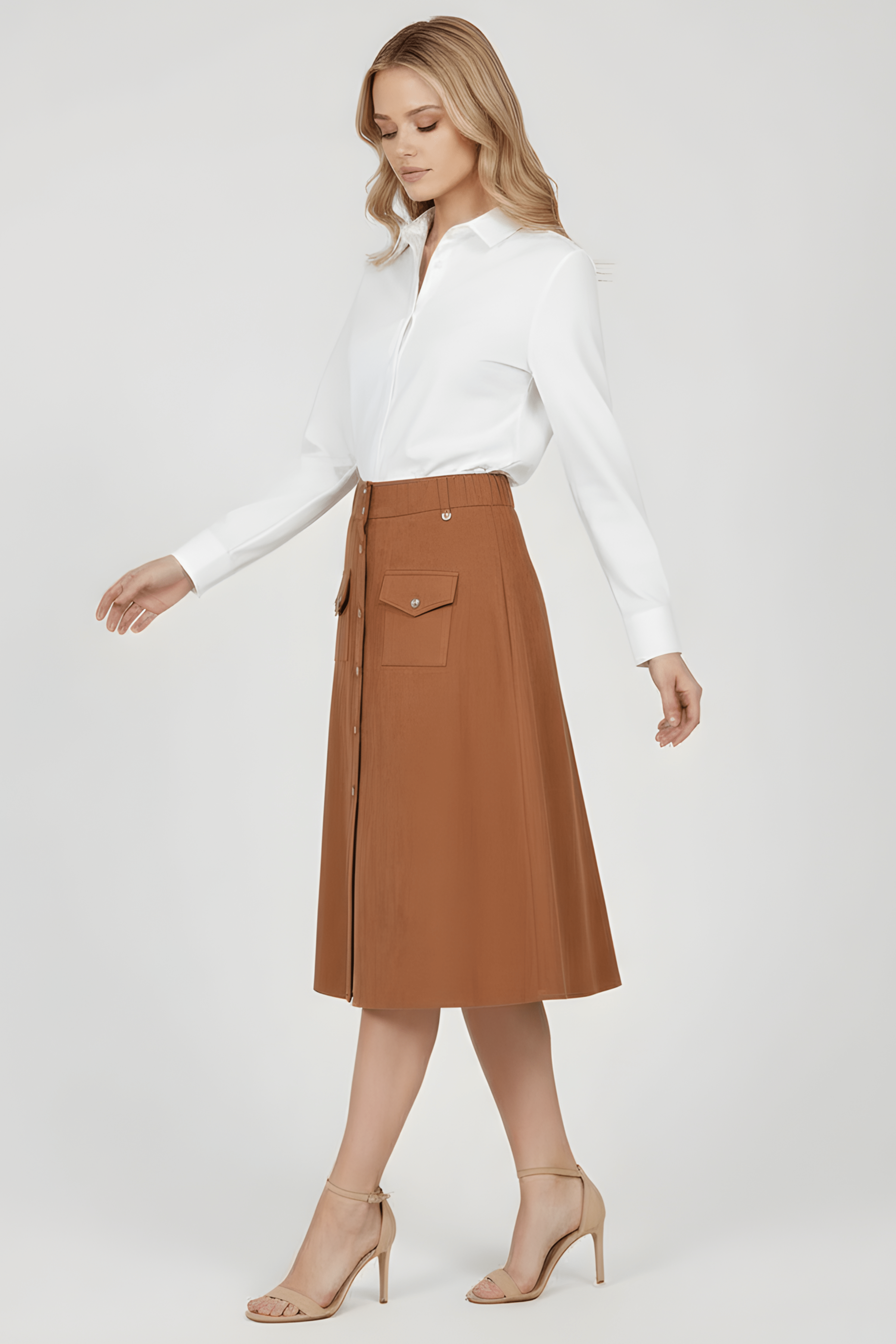 Falda camel antelina con automaticos Lolitas&L - lolitasyl.com