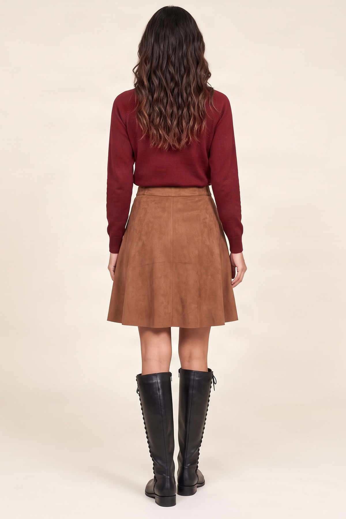 Falda camel antelina con automaticos Lolitas&L