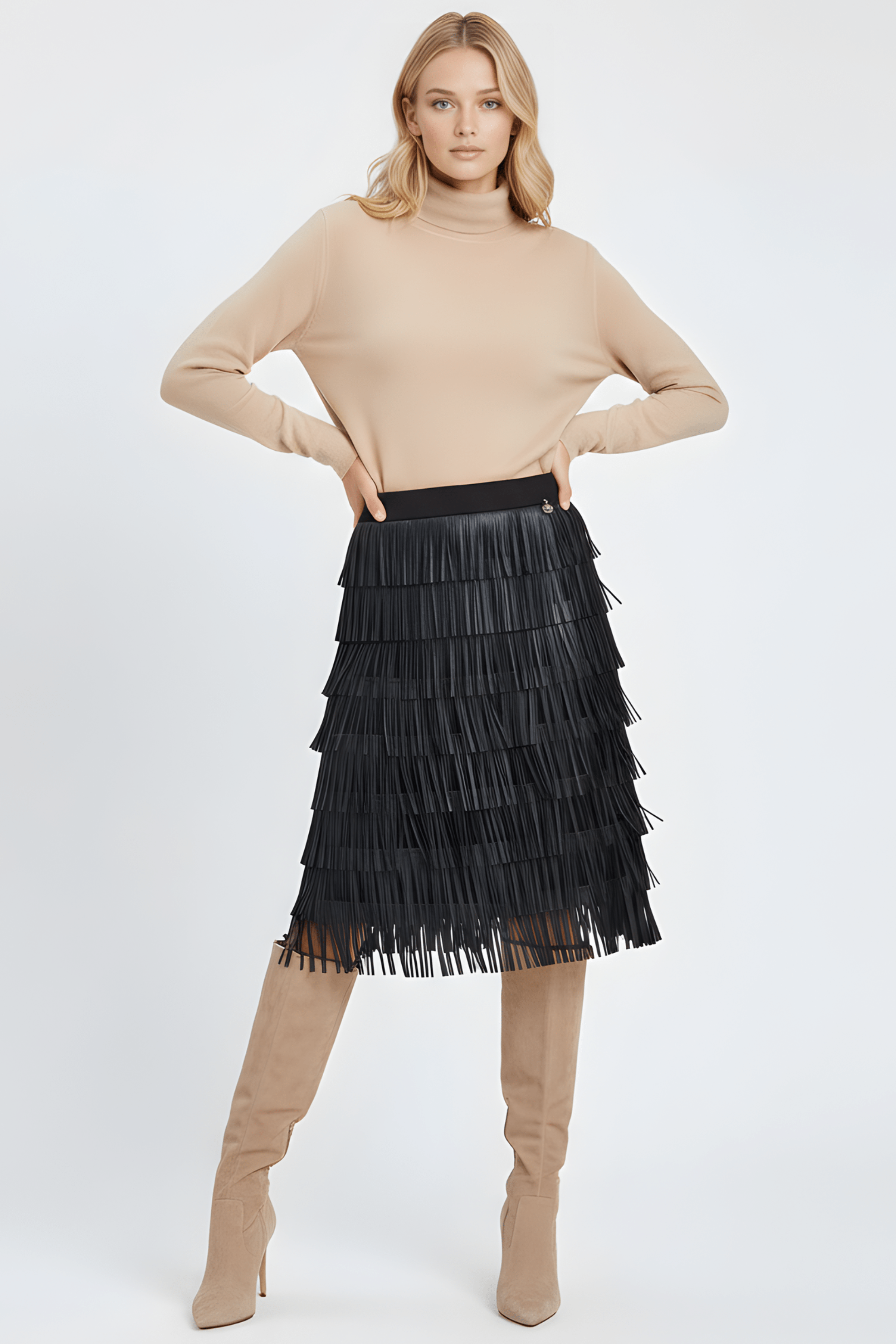 Falda de flecos negra en polipiel Lolitas&L - lolitasyl.com