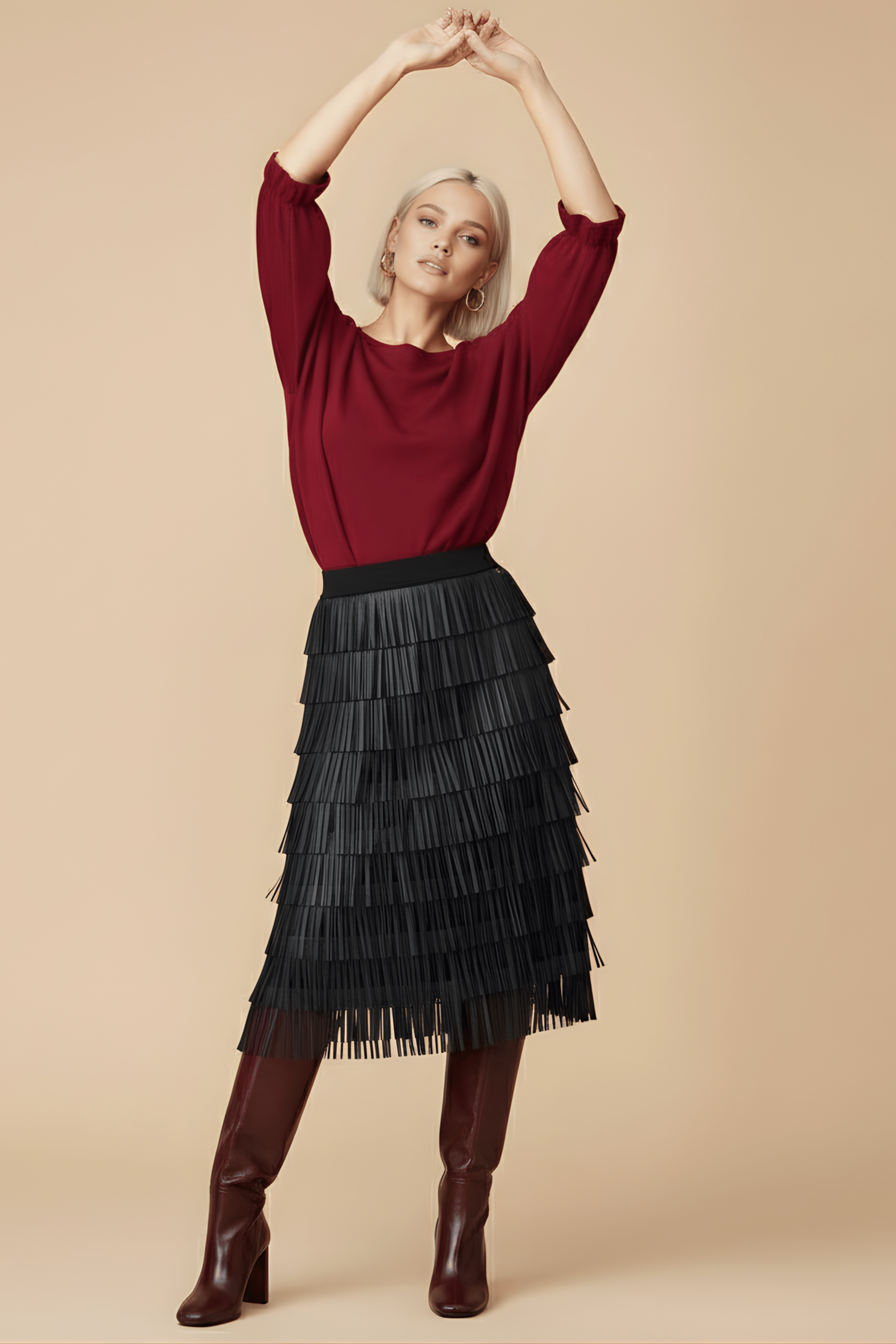 Falda de flecos negra en polipiel Lolitas&L - lolitasyl.com