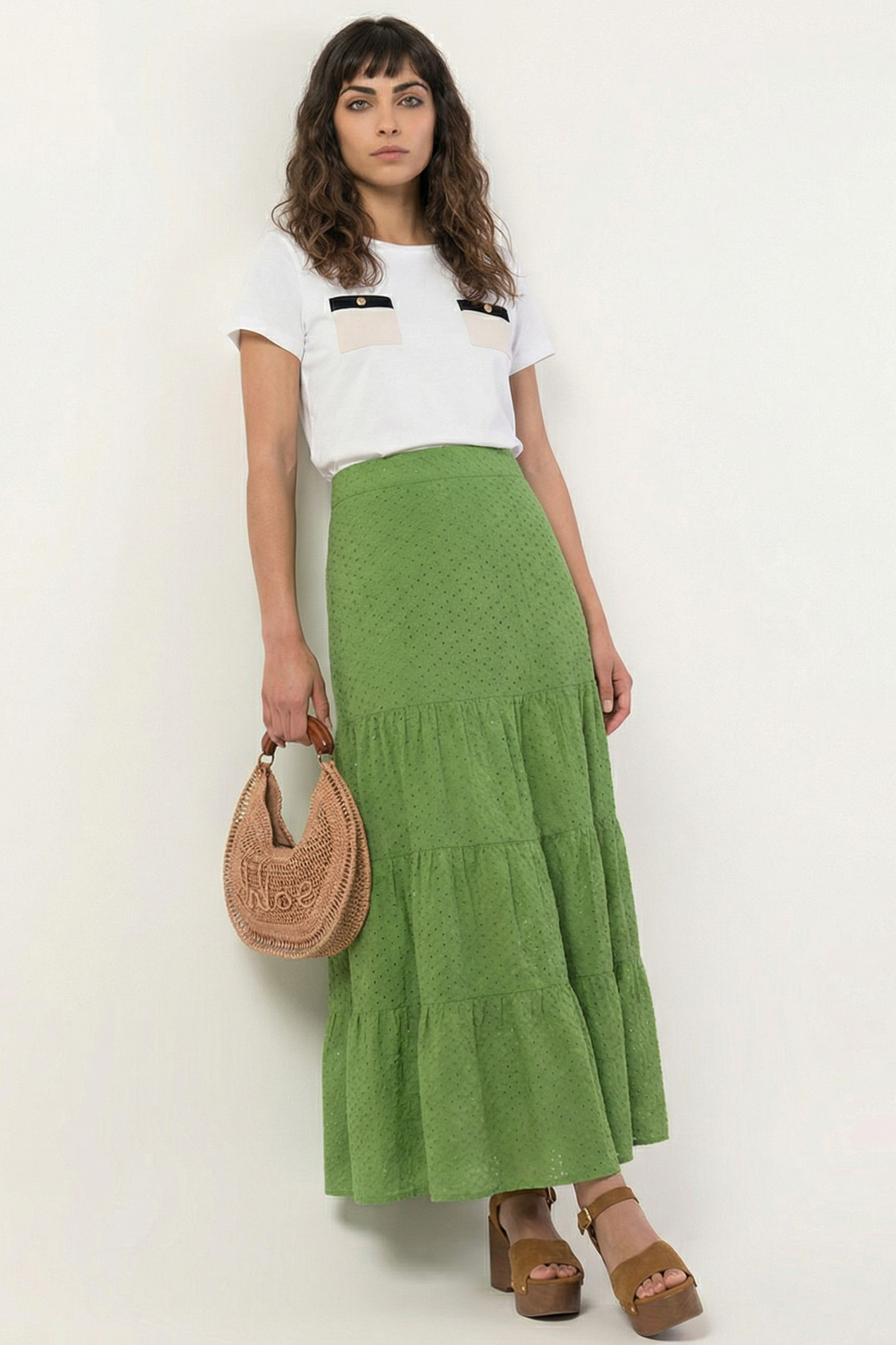 Falda larga verde en bordado ingles con cortes Lolitas&L