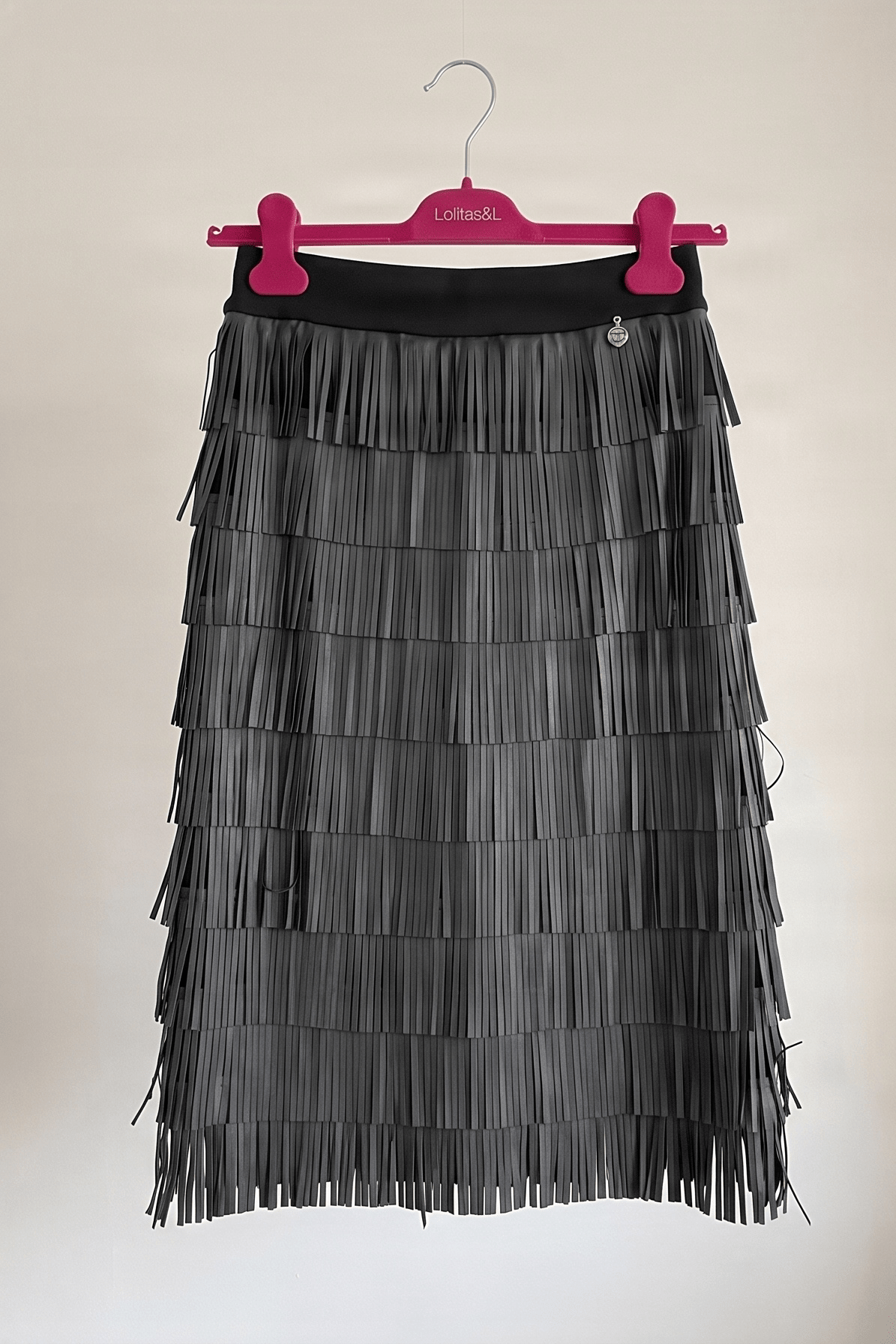 Falda Midi de Flecos en Polipiel Negra Preloved - lolitasyl.com