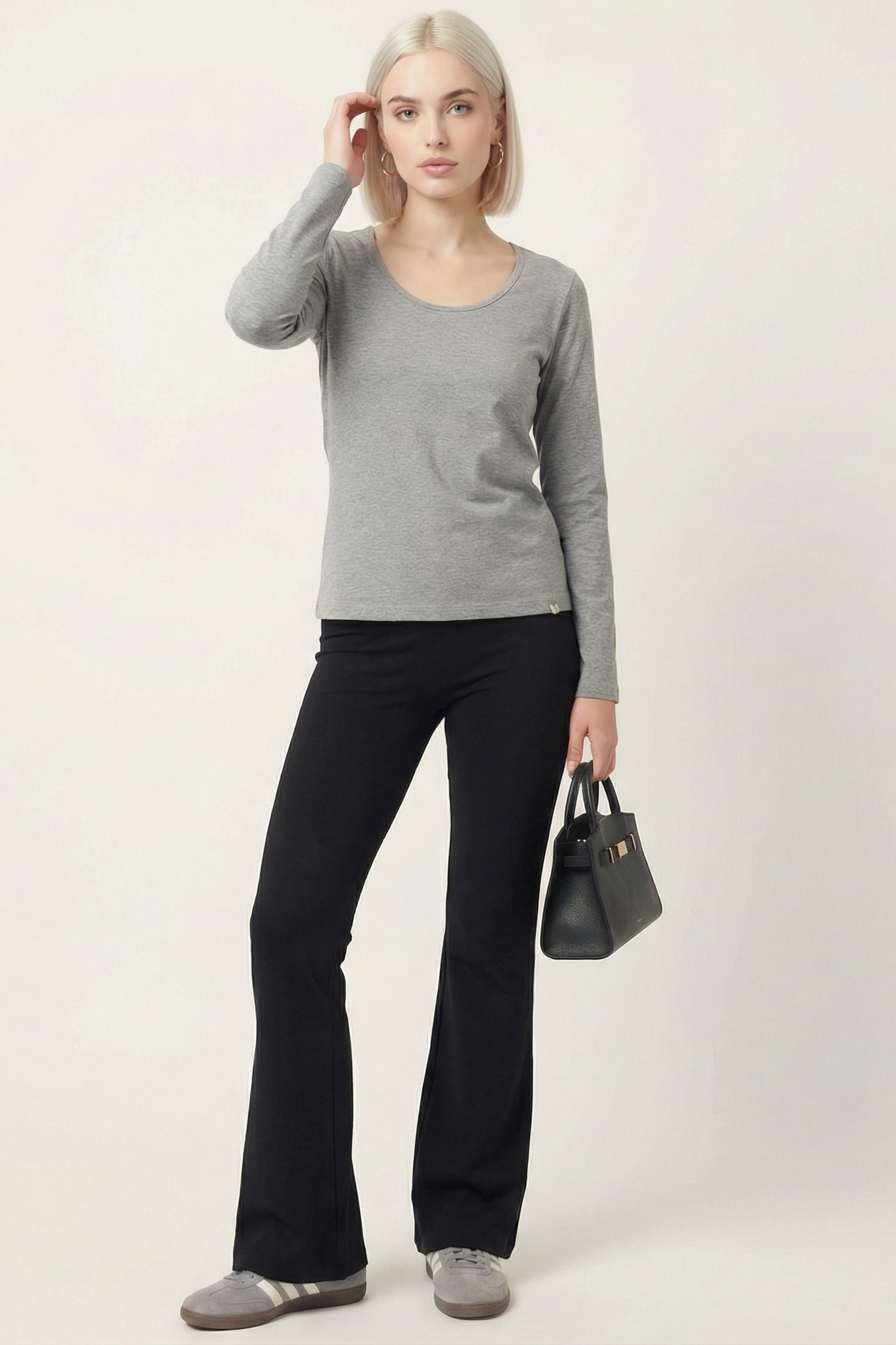 Camiseta gris vigore basica con escote collar y manga larga Lolitas&L