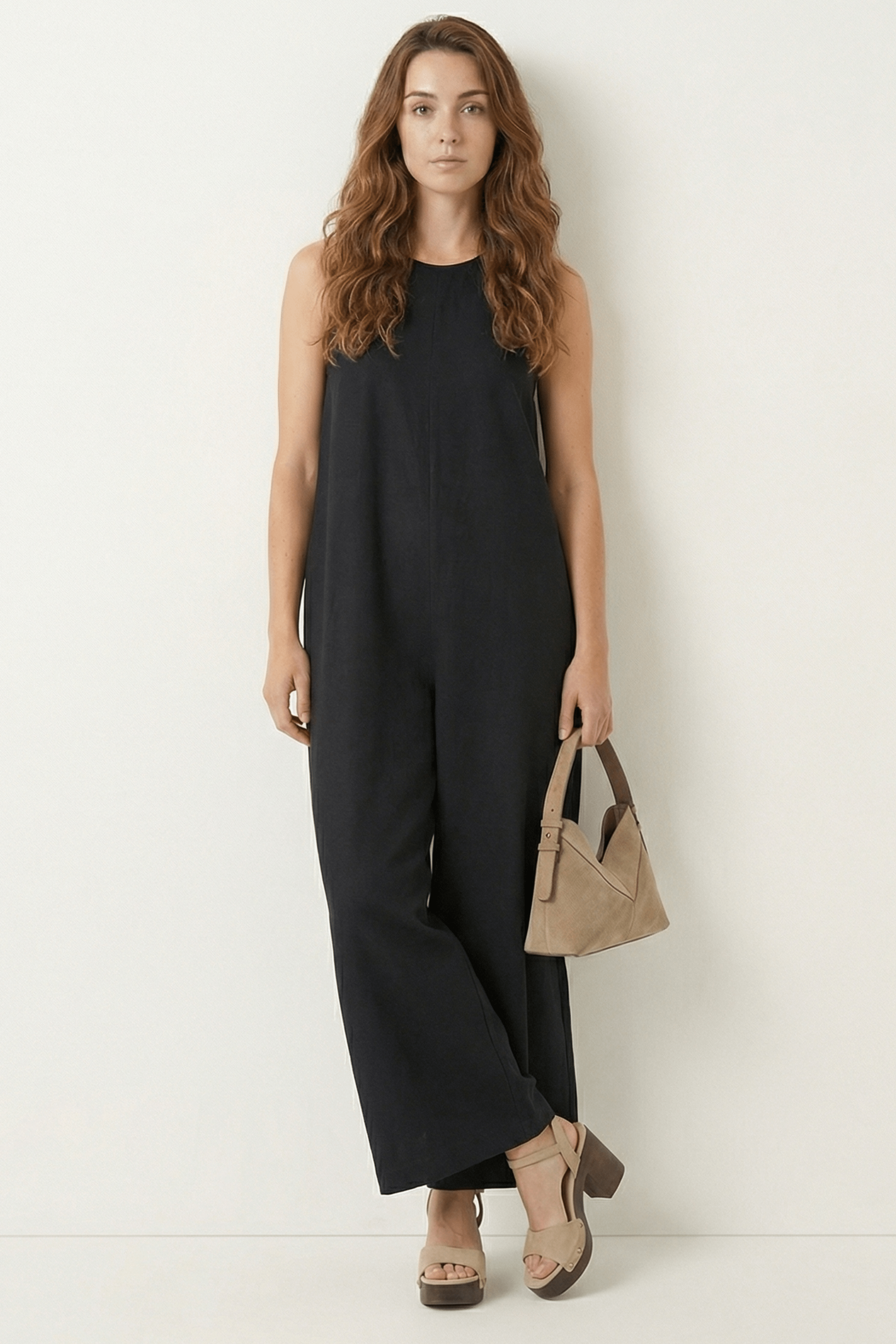 Jumpsuite negro amplio con tirantes Lolitas&L - lolitasyl.com