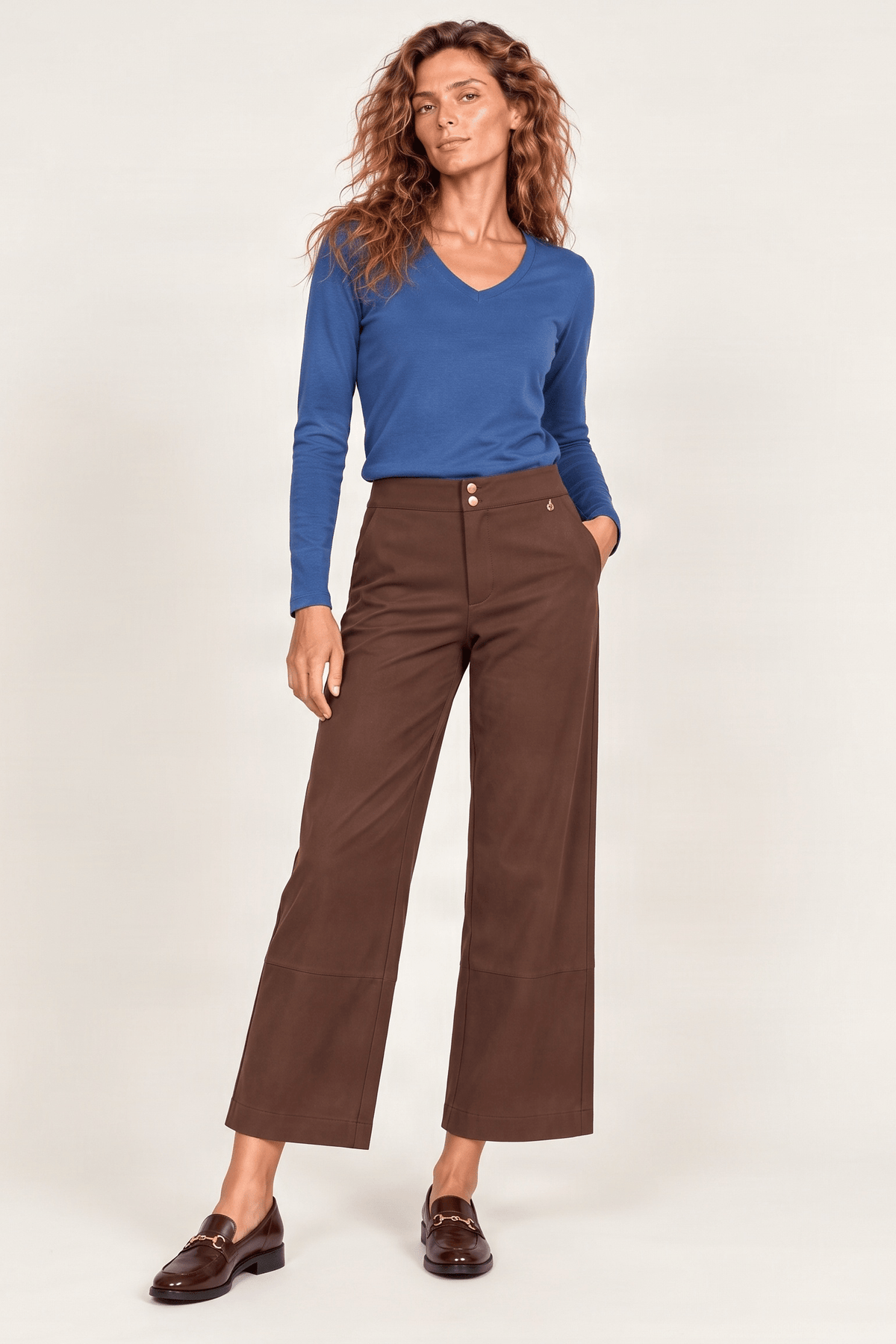 Pantalon antelina marron corte con botones dorados Lolitas&L - lolitasyl.com