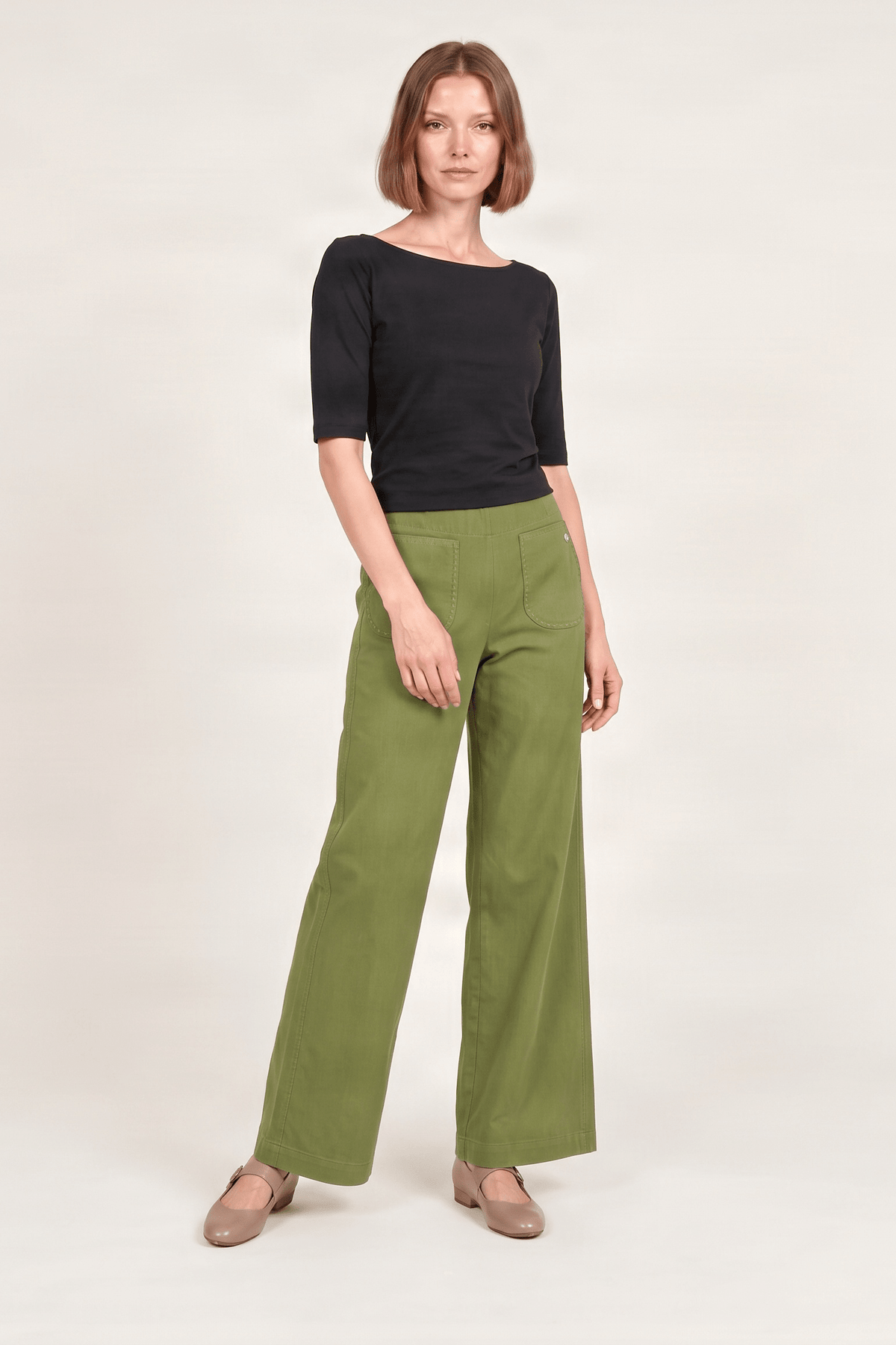Pantalon antelina verde con bolsillos bordado Lolitas&L - lolitasyl.com