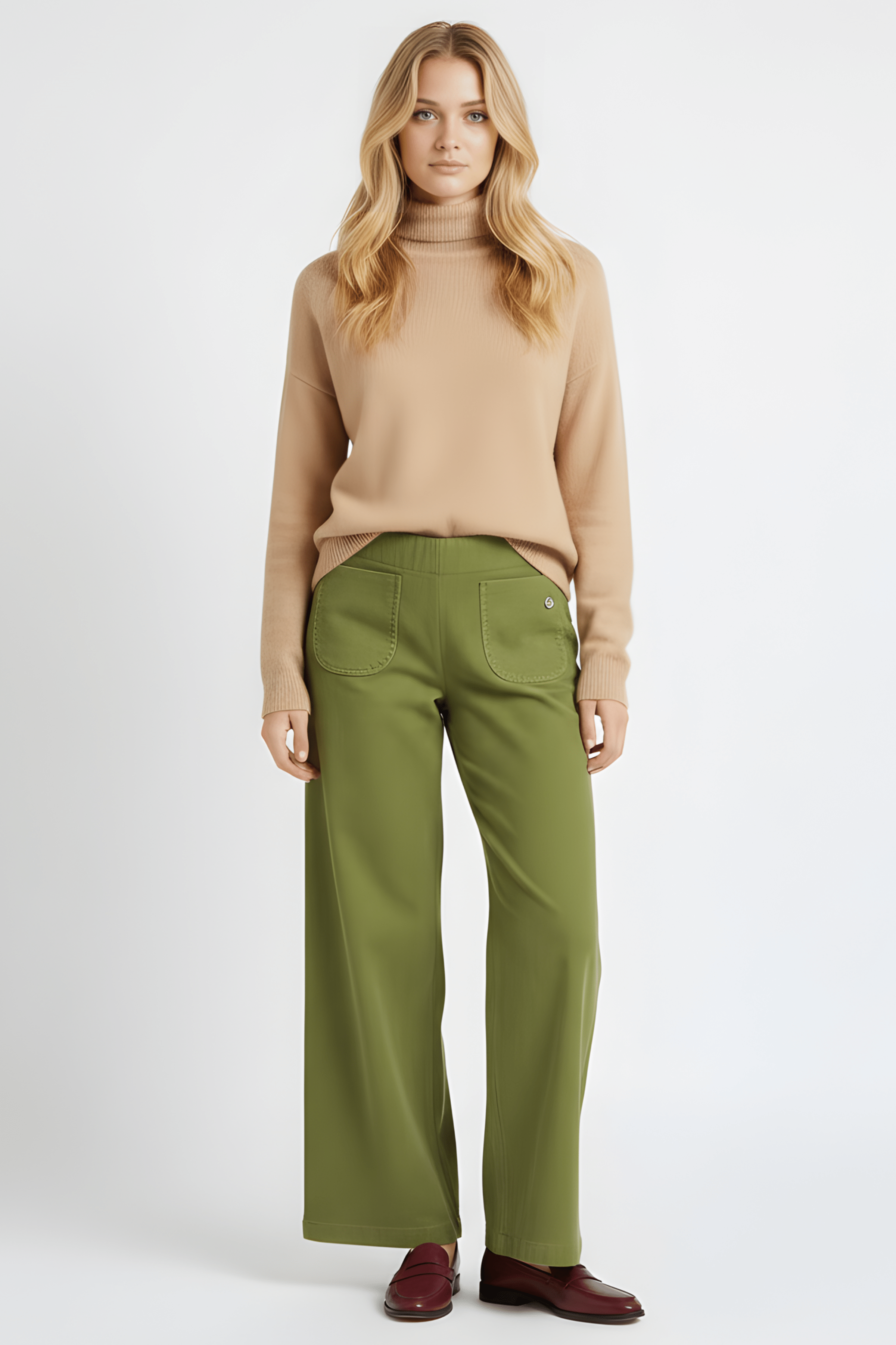 Pantalon antelina verde con bolsillos bordado Lolitas&L - lolitasyl.com