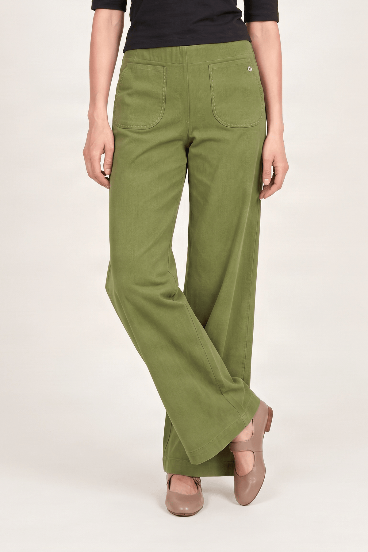 Pantalon antelina verde con bolsillos bordado Lolitas&L - lolitasyl.com