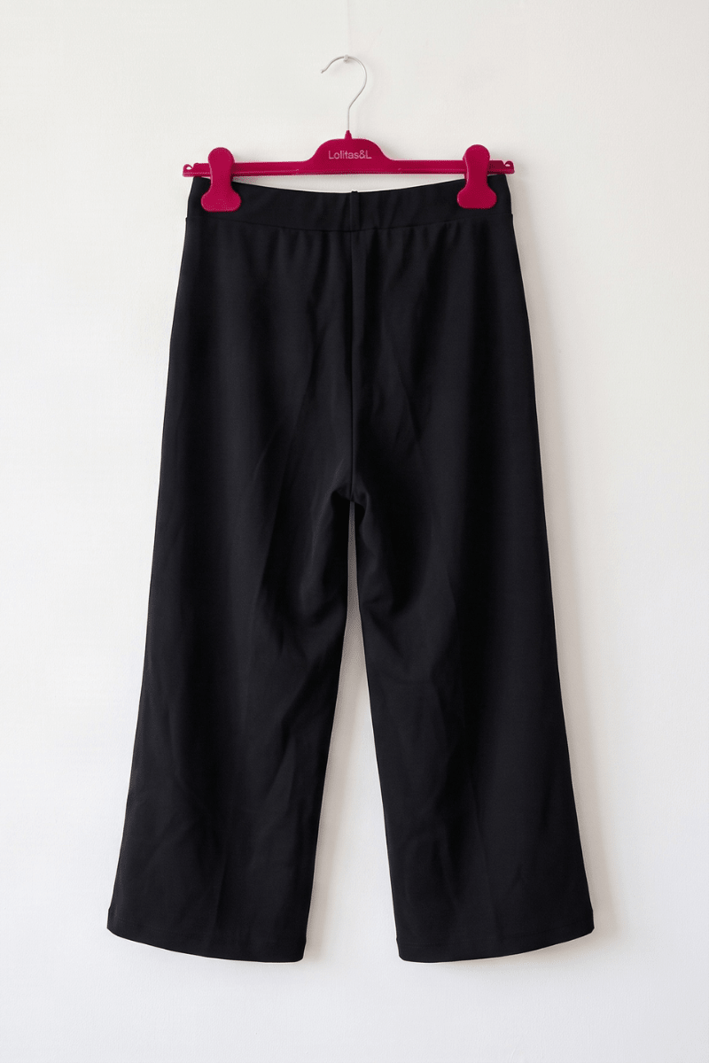 Pantalón Básico Negro Culotte Preloved - lolitasyl.com