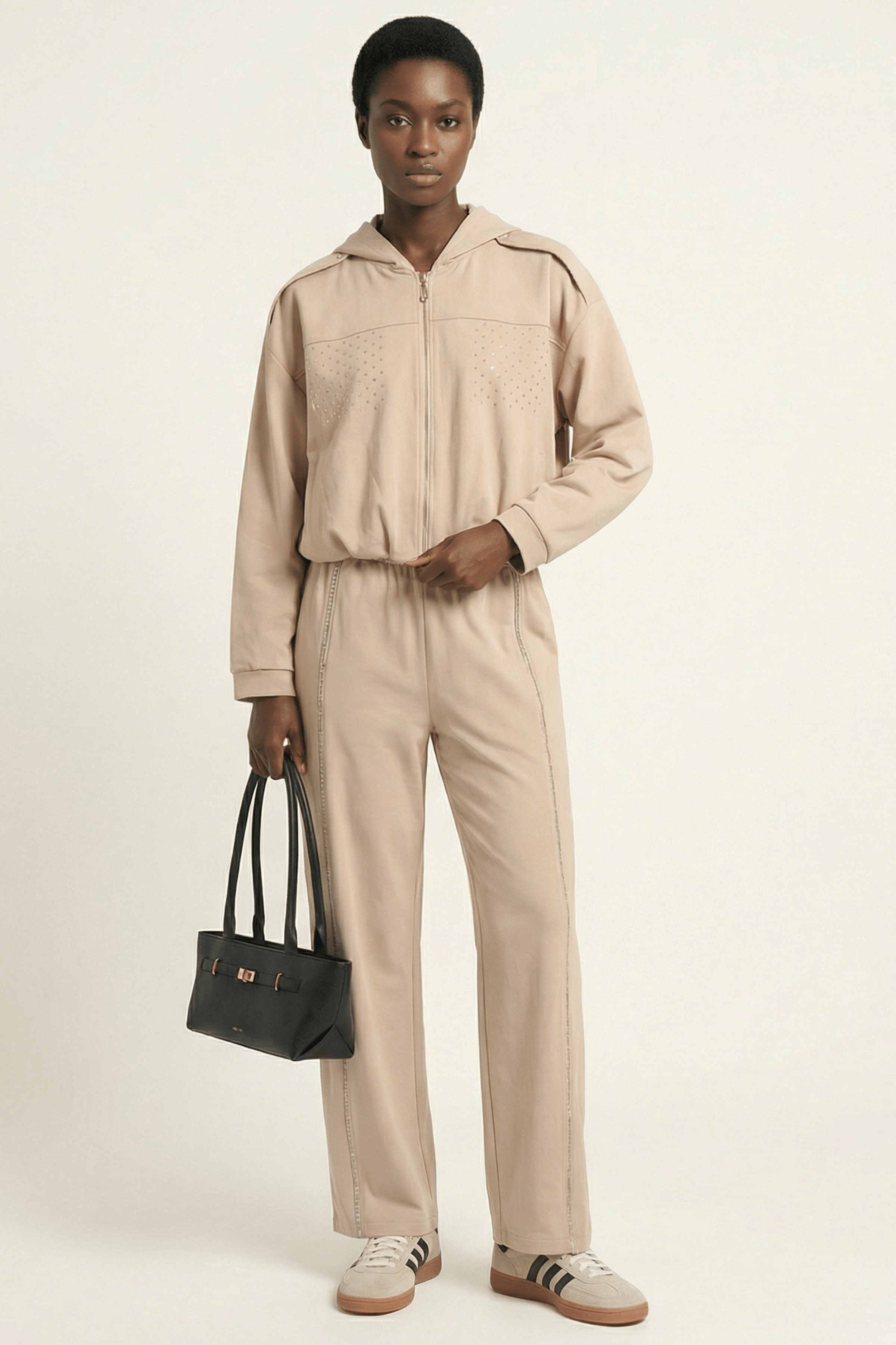 Pantalon beige ballon con goma y strass Lolitas&L - lolitasyl.com