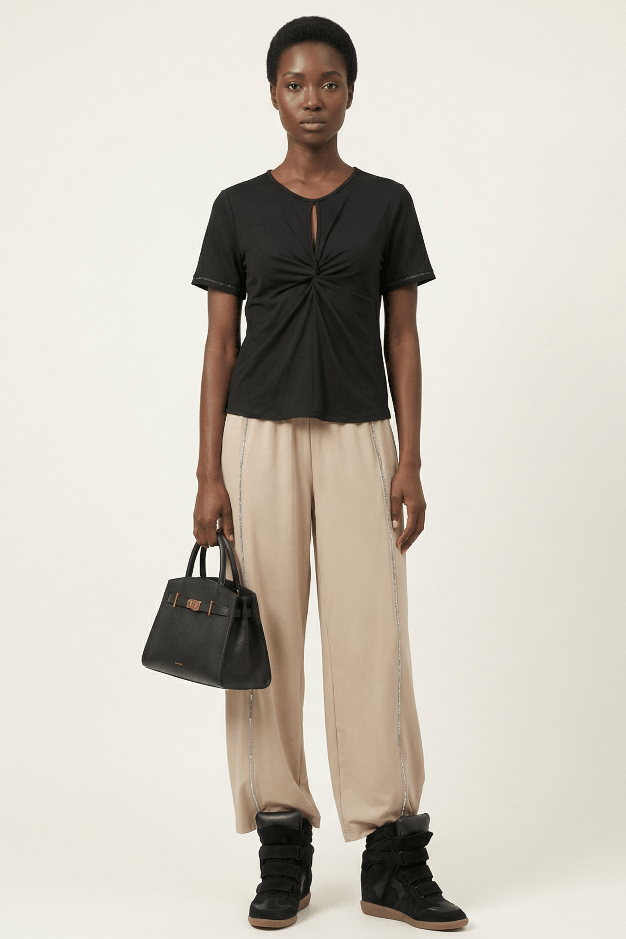 Pantalon beige ballon con goma y strass Lolitas&L - lolitasyl.com