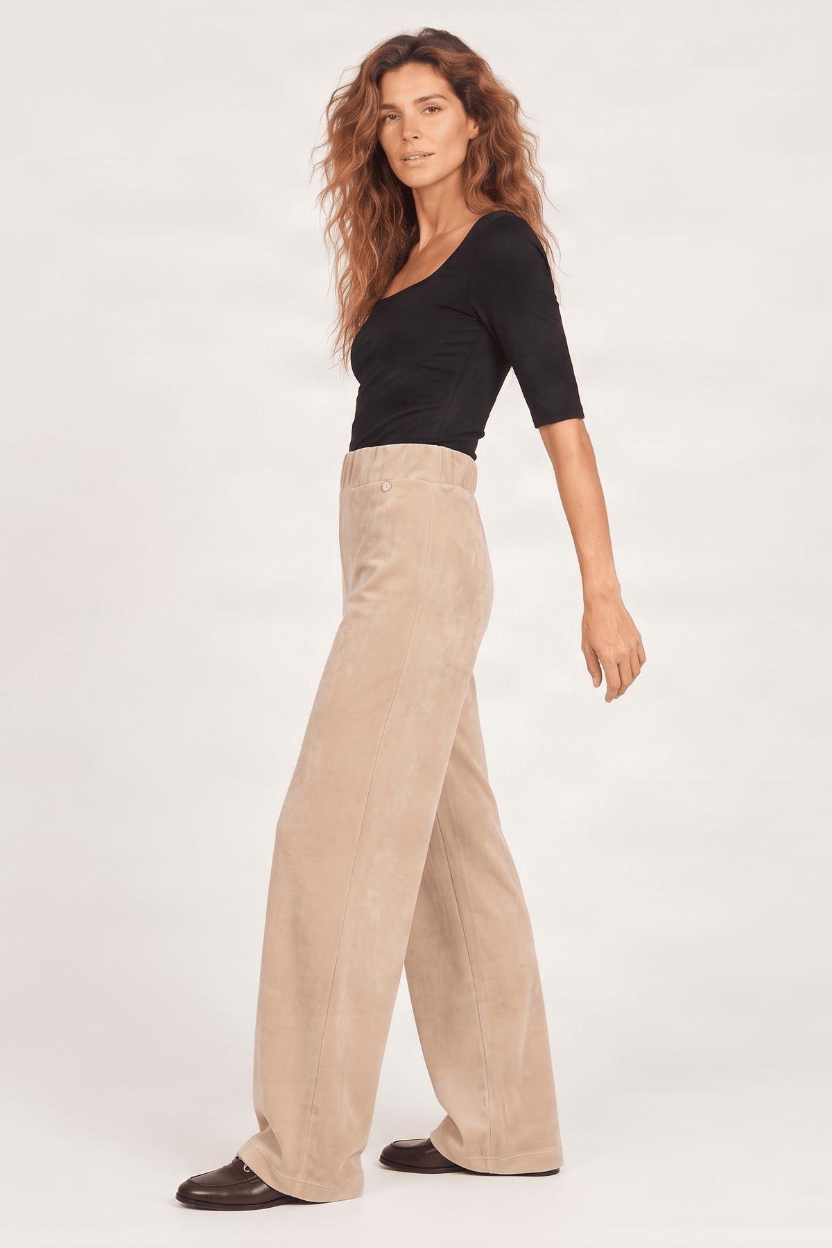 Pantalon beige pelo acampanado Lolitas&L - lolitasyl.com